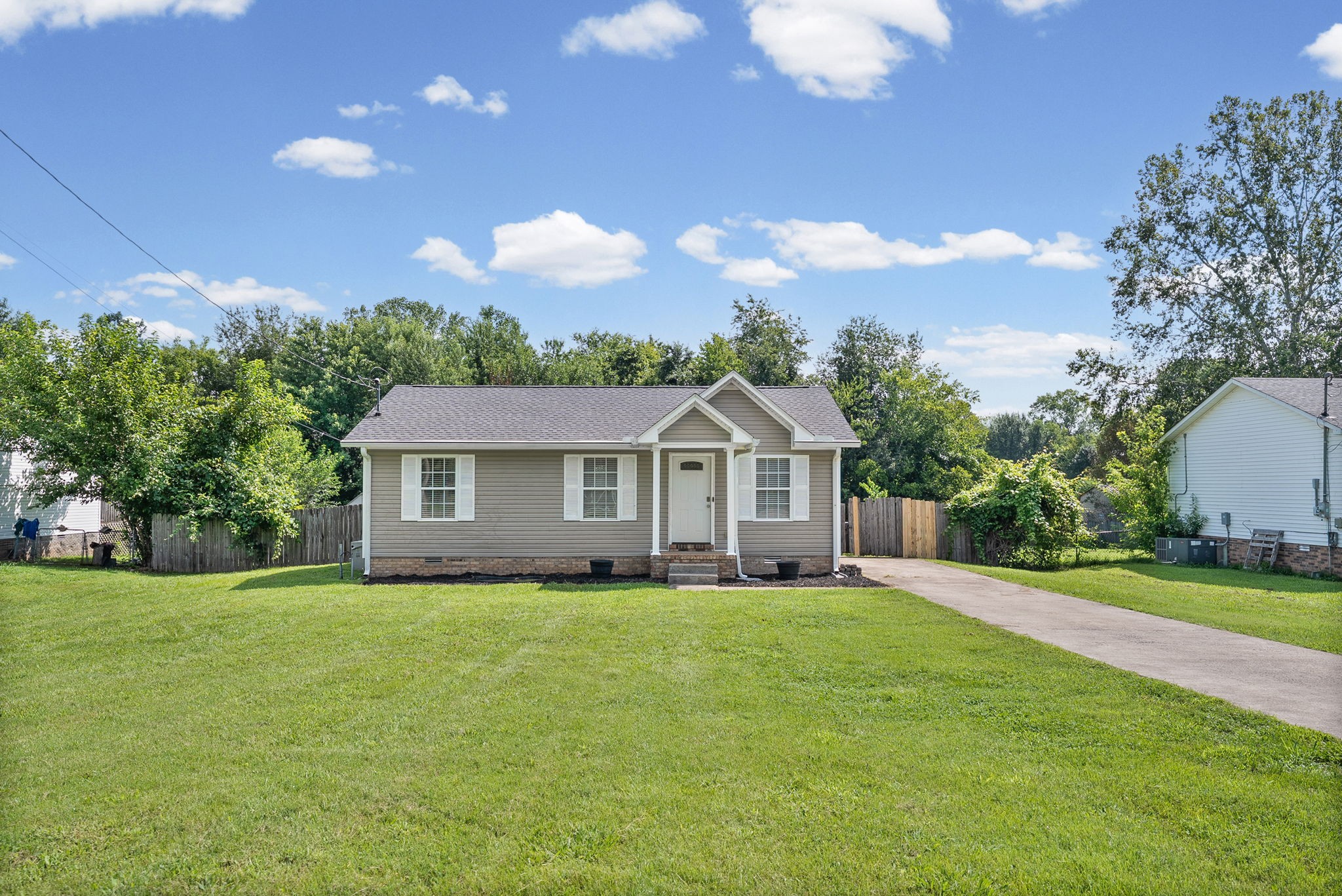 250 Hugh Hunter Rd