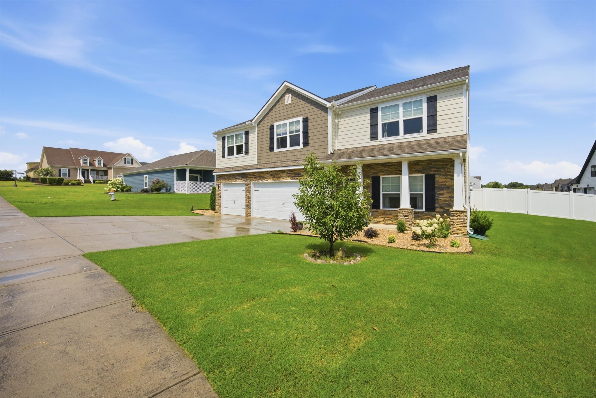 49 Ridgelake Circle
