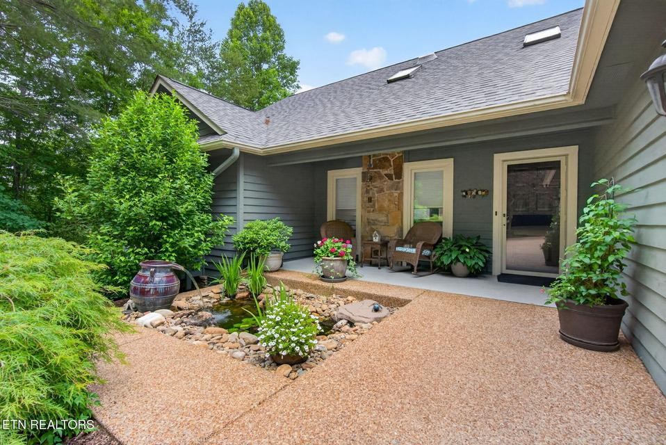 150 Lynhurst Dr