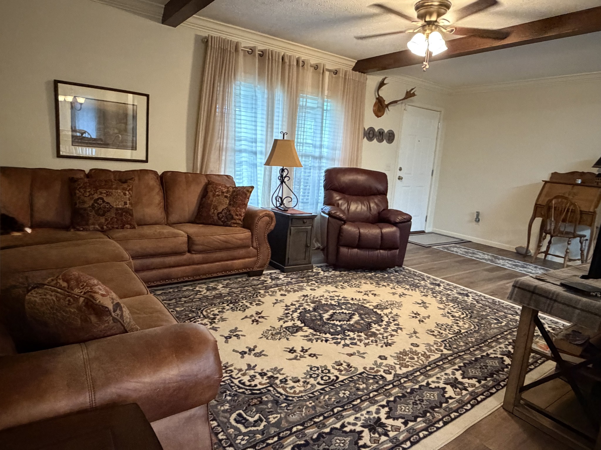 813 Ward Rd