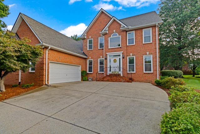 1415 Balmoral Way