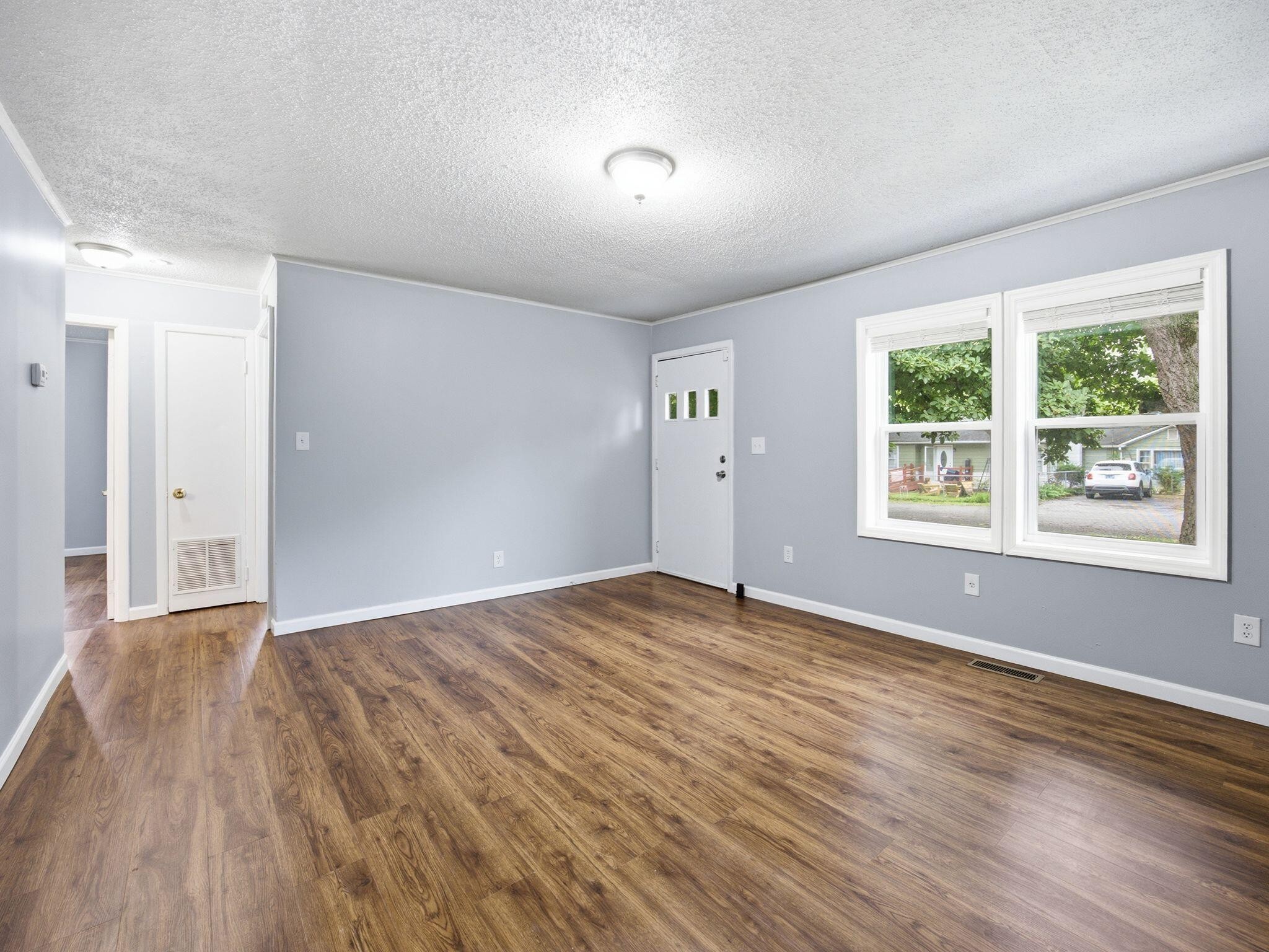 265 Orlando Drive, NE