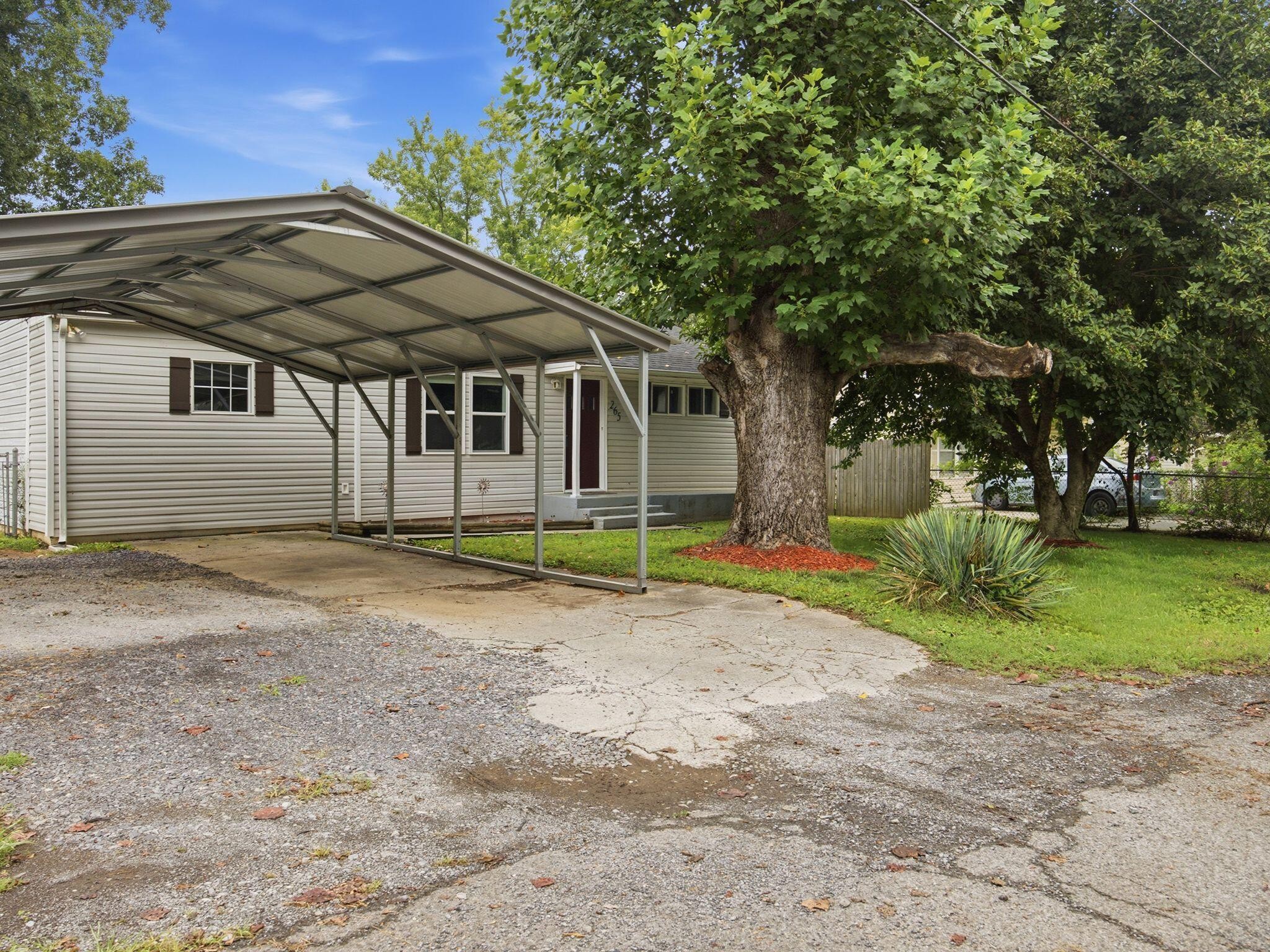 265 Orlando Drive, NE