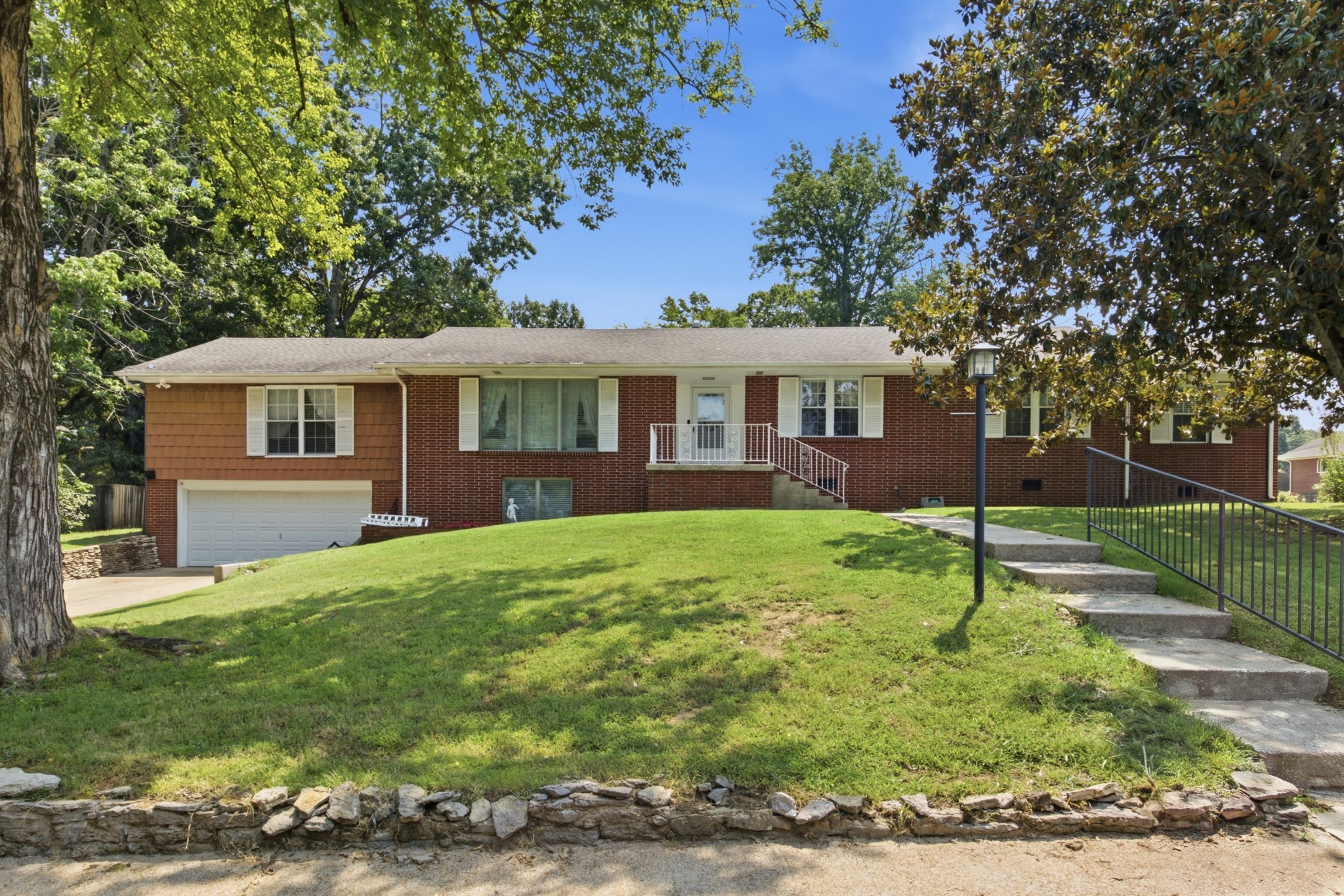 865 Cornersville Rd
