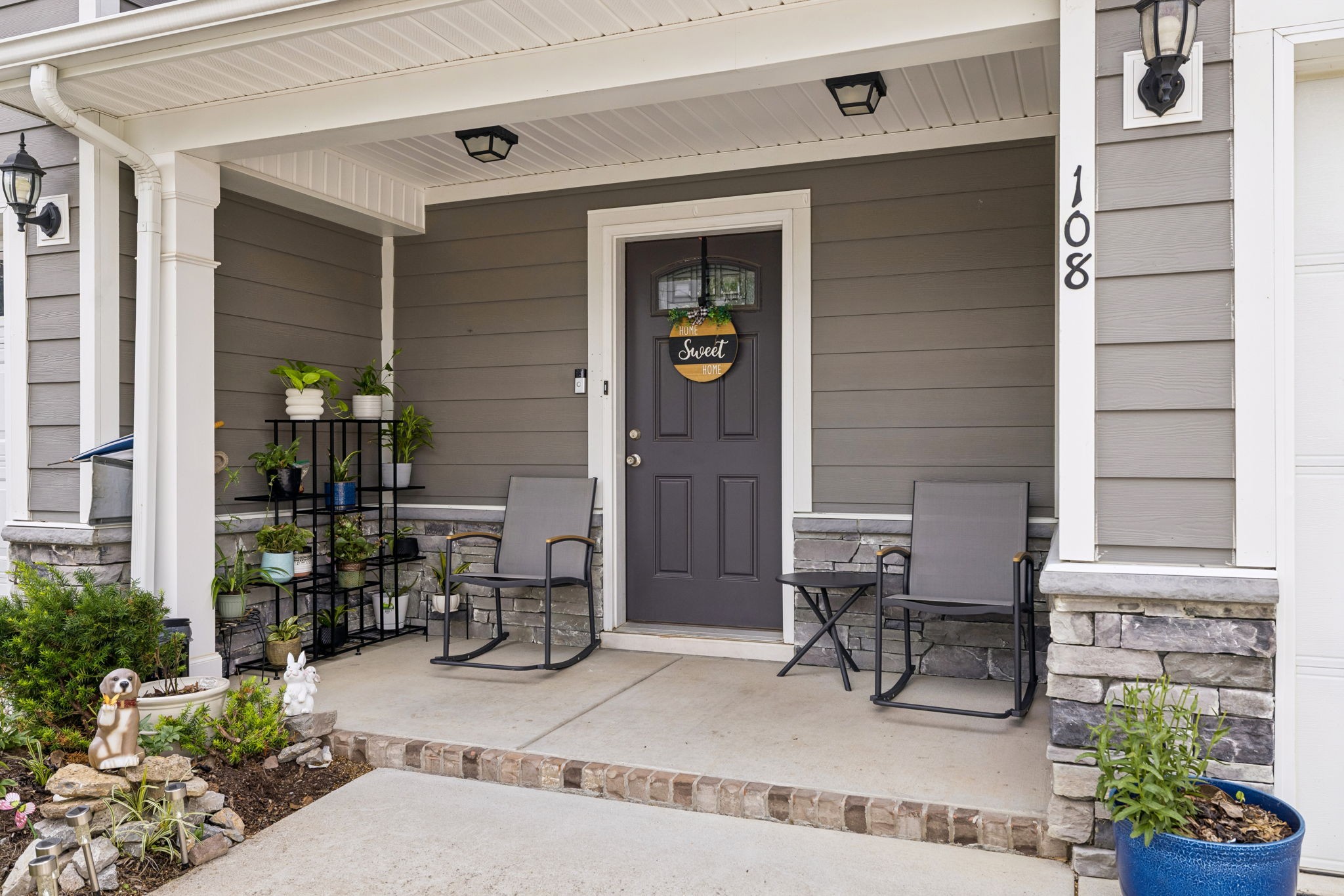 108 Shannon Pl