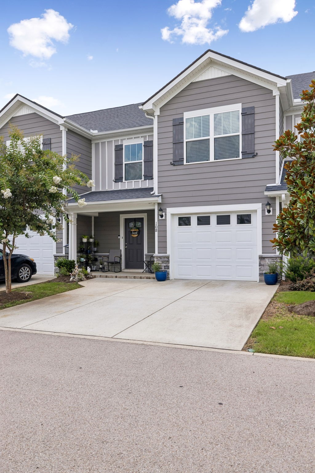 108 Shannon Pl