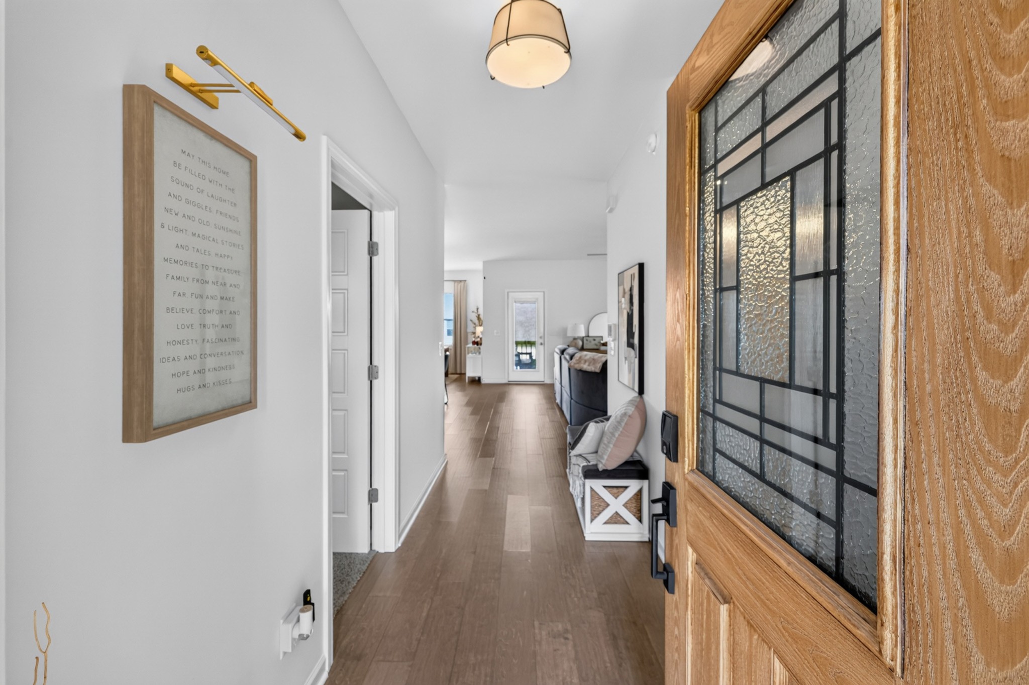 102 Albatross Ct