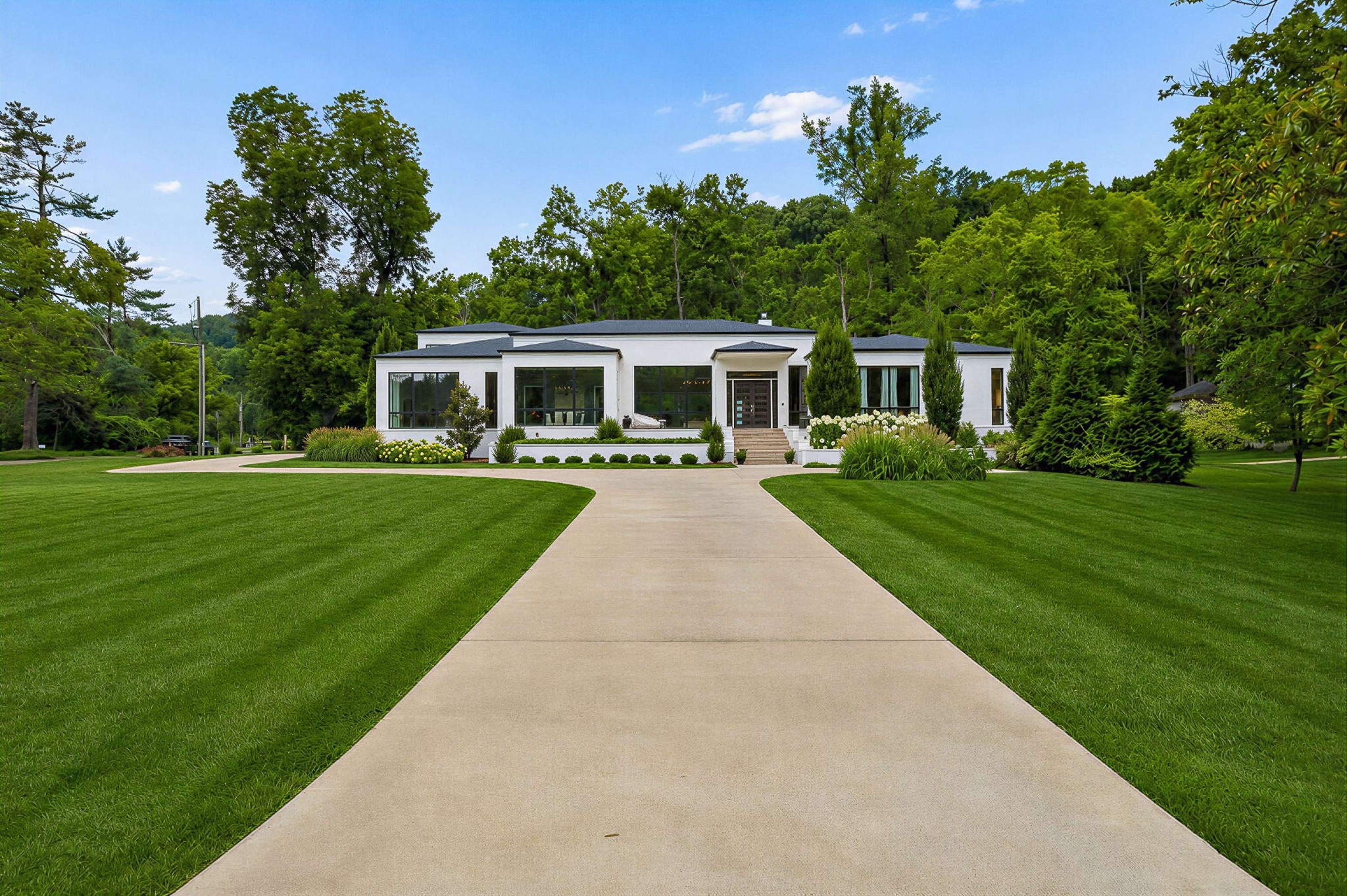 6532 Jocelyn Hollow Rd