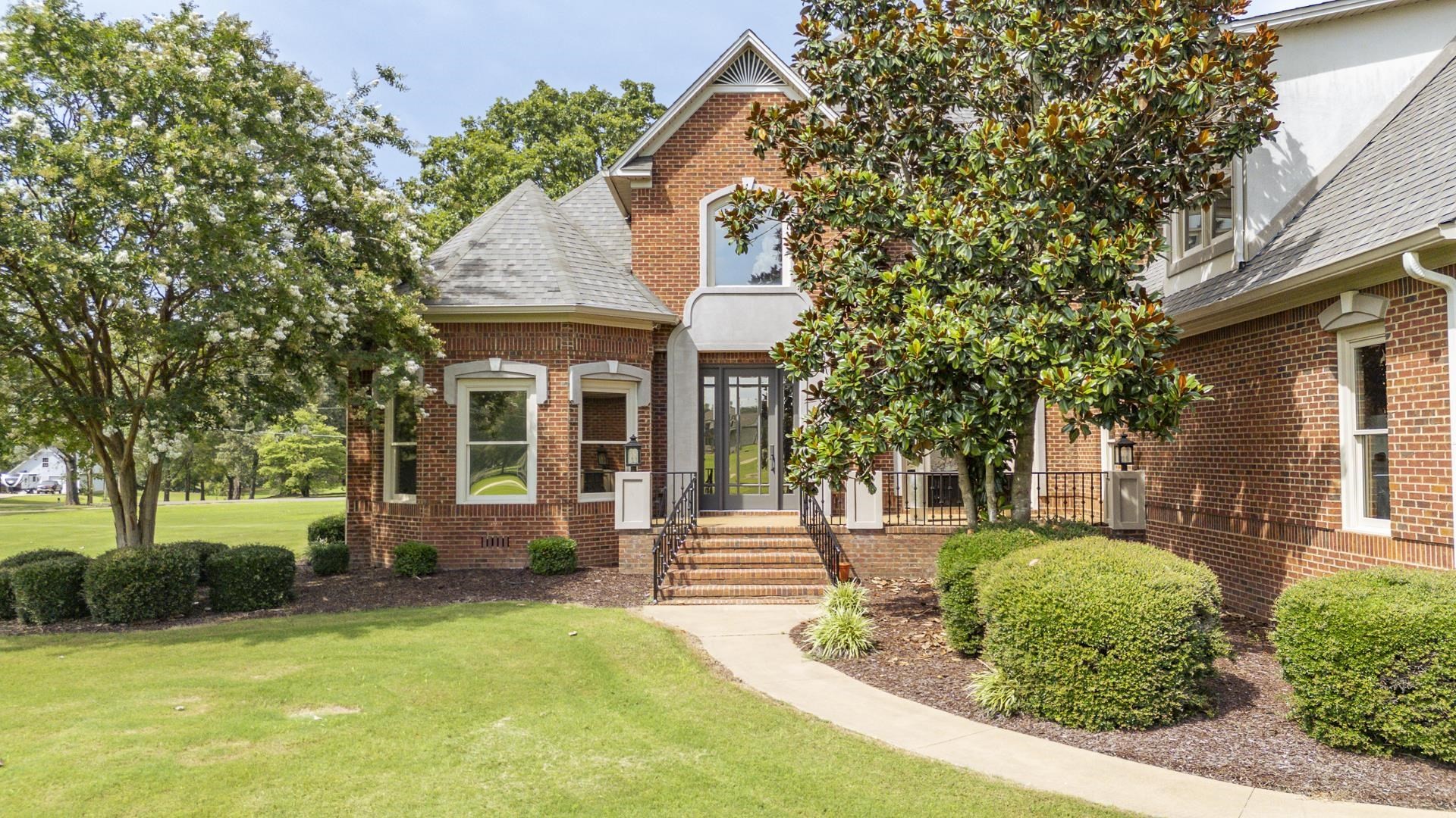 245 NELLIE LN