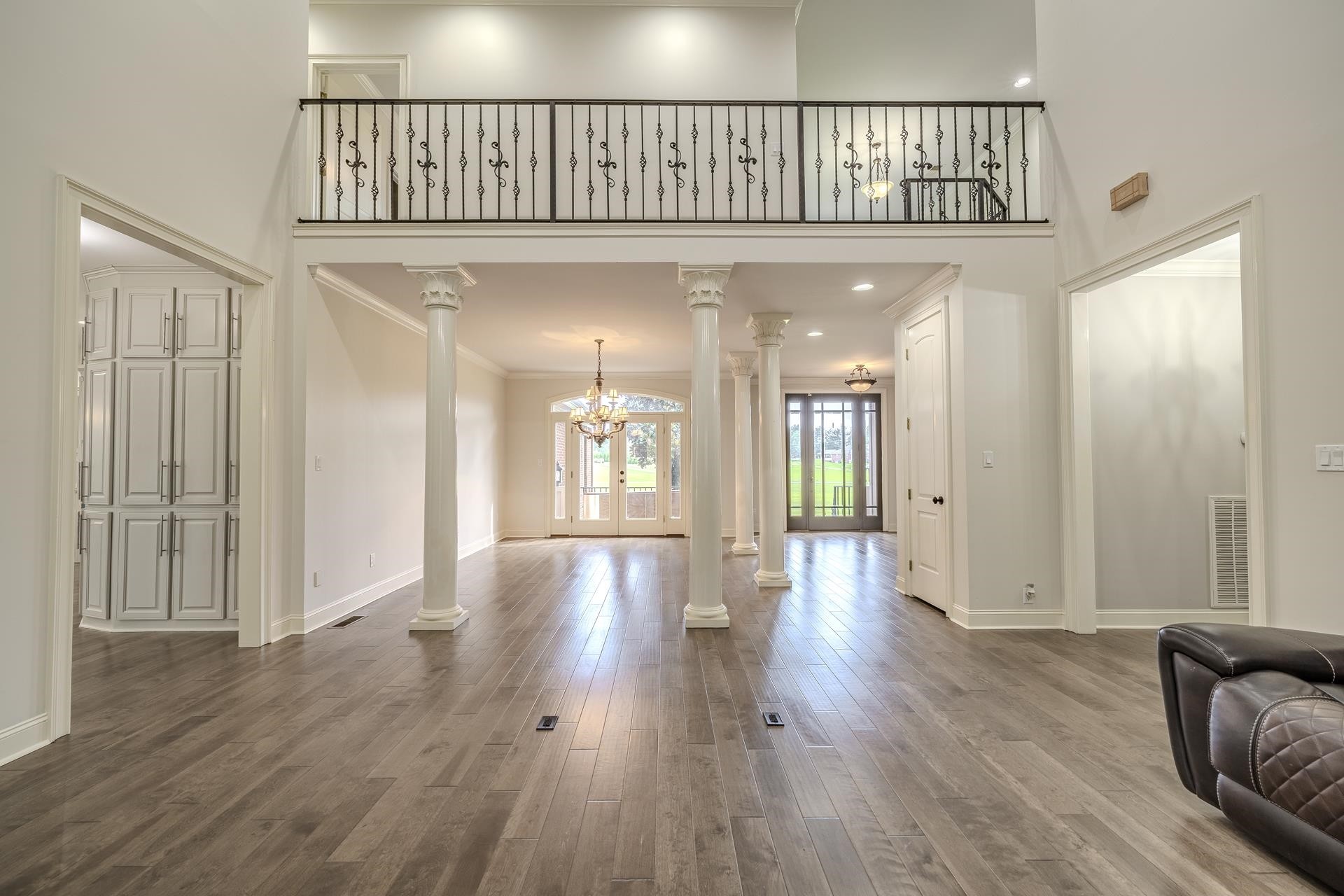 245 NELLIE LN