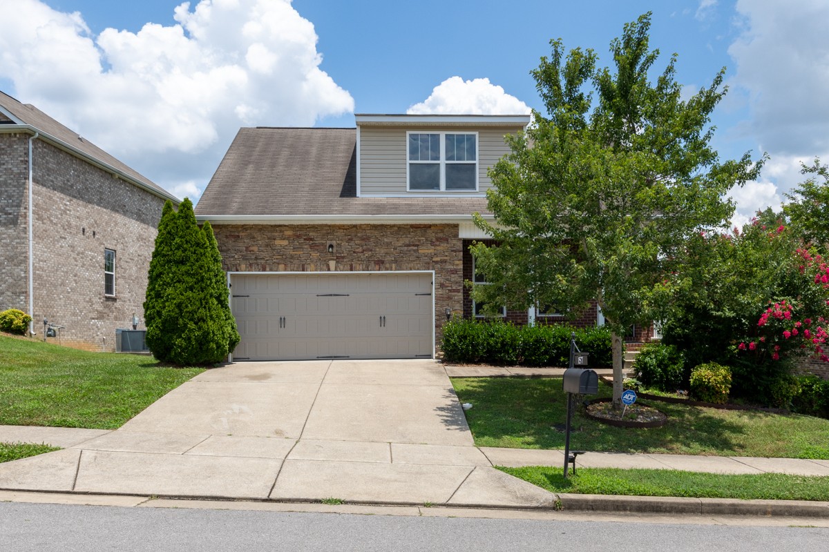 157 Blackpool Dr