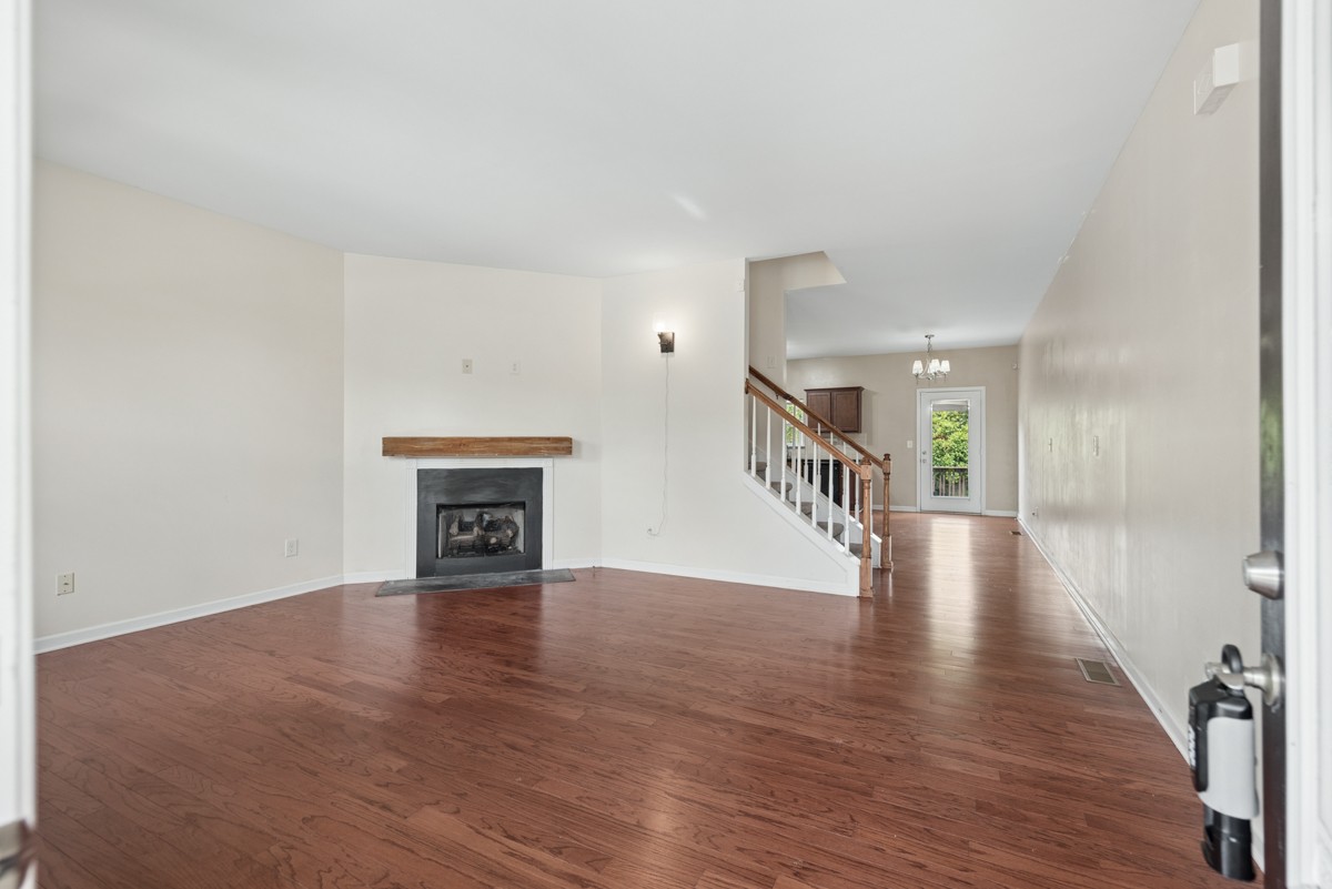 157 Blackpool Dr