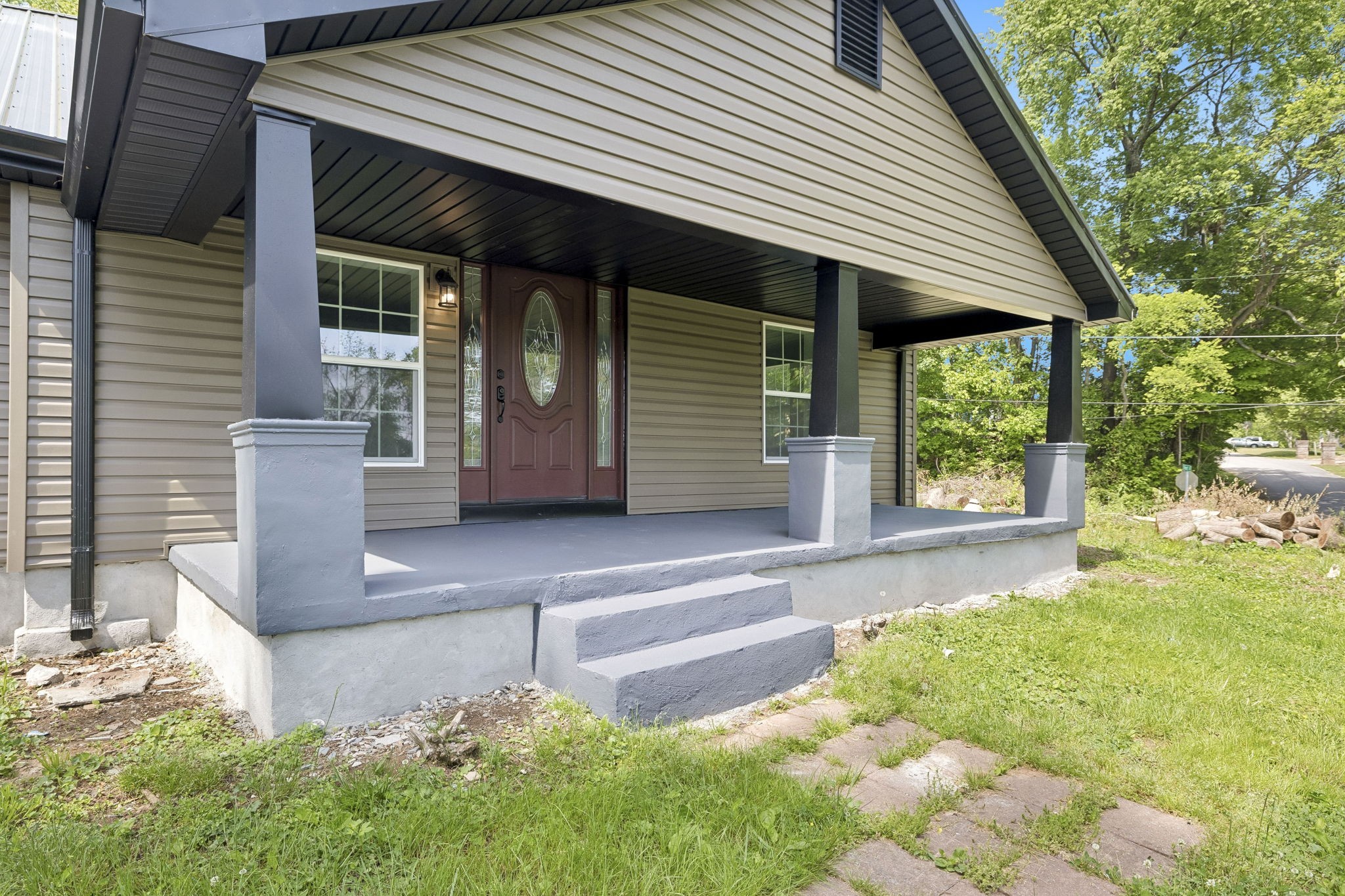 1200 Little St