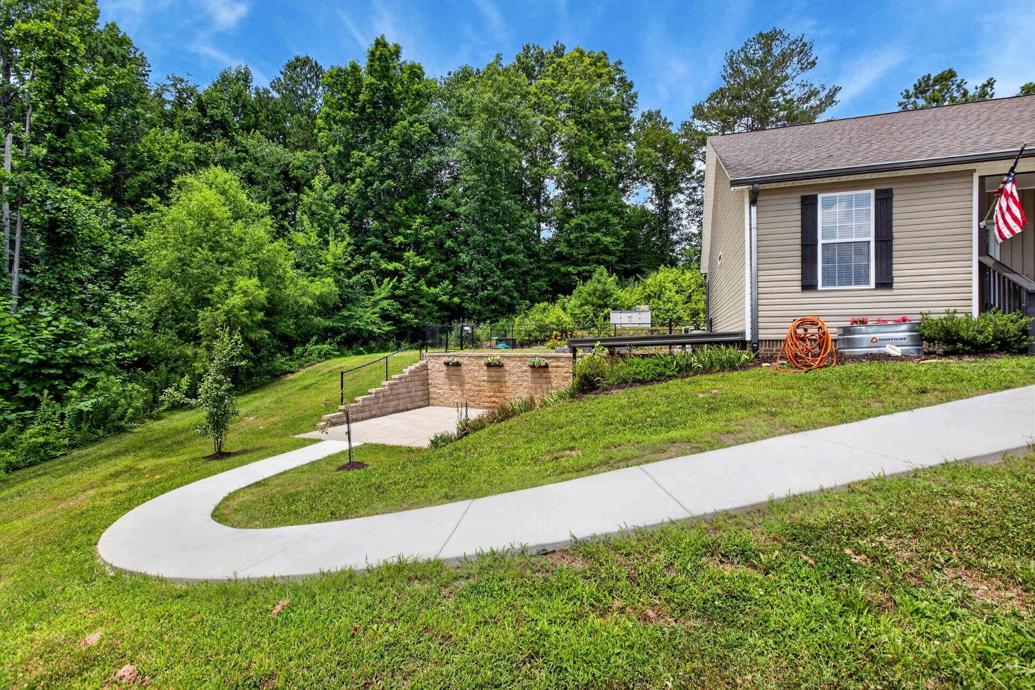 148 Chetola Drive, NE