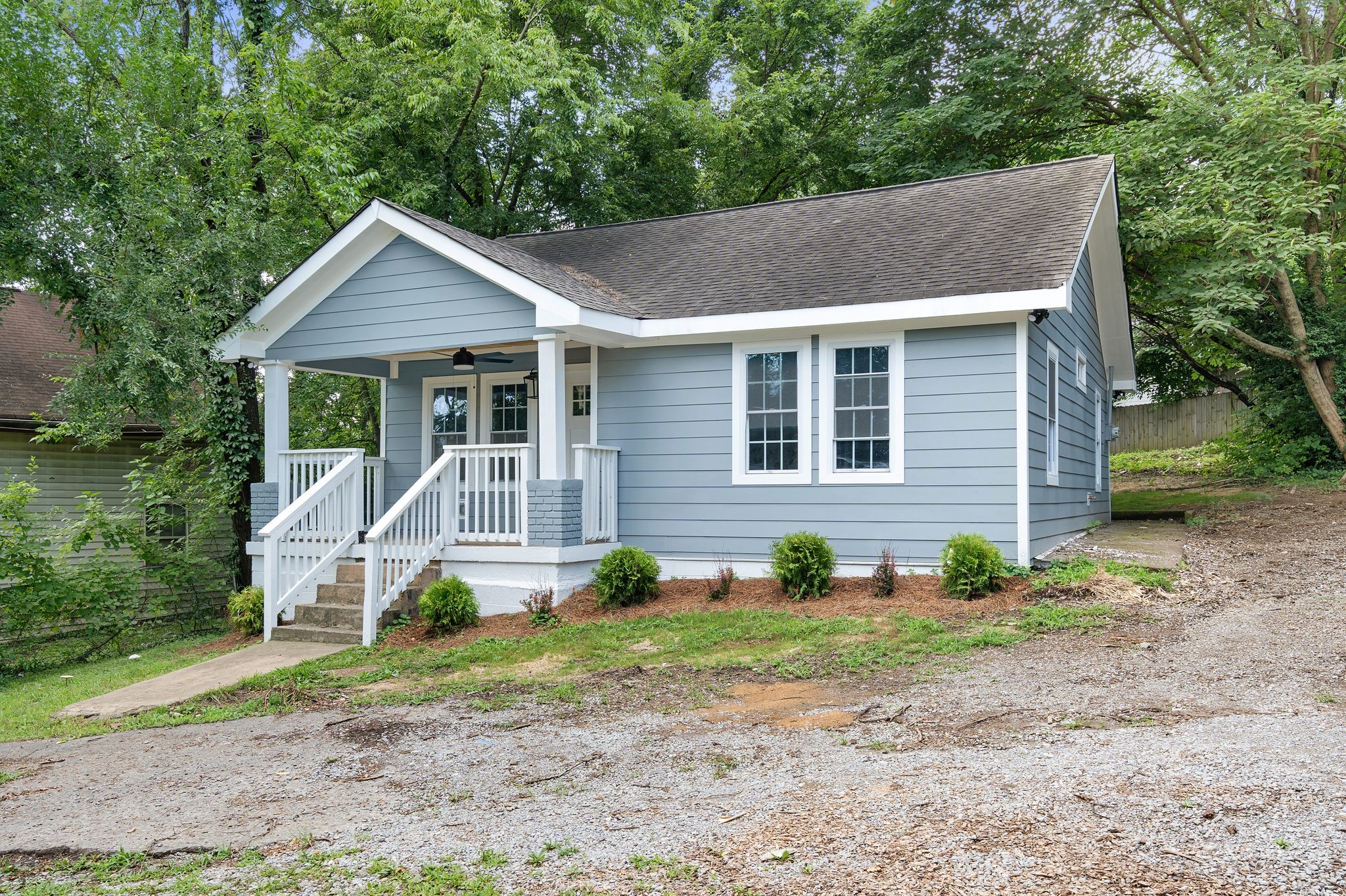 109 Evelyn Dr