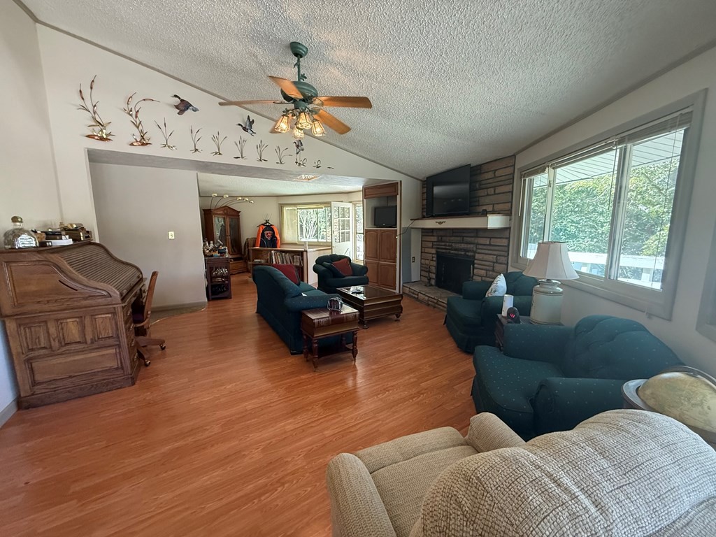485 Russwood Dr