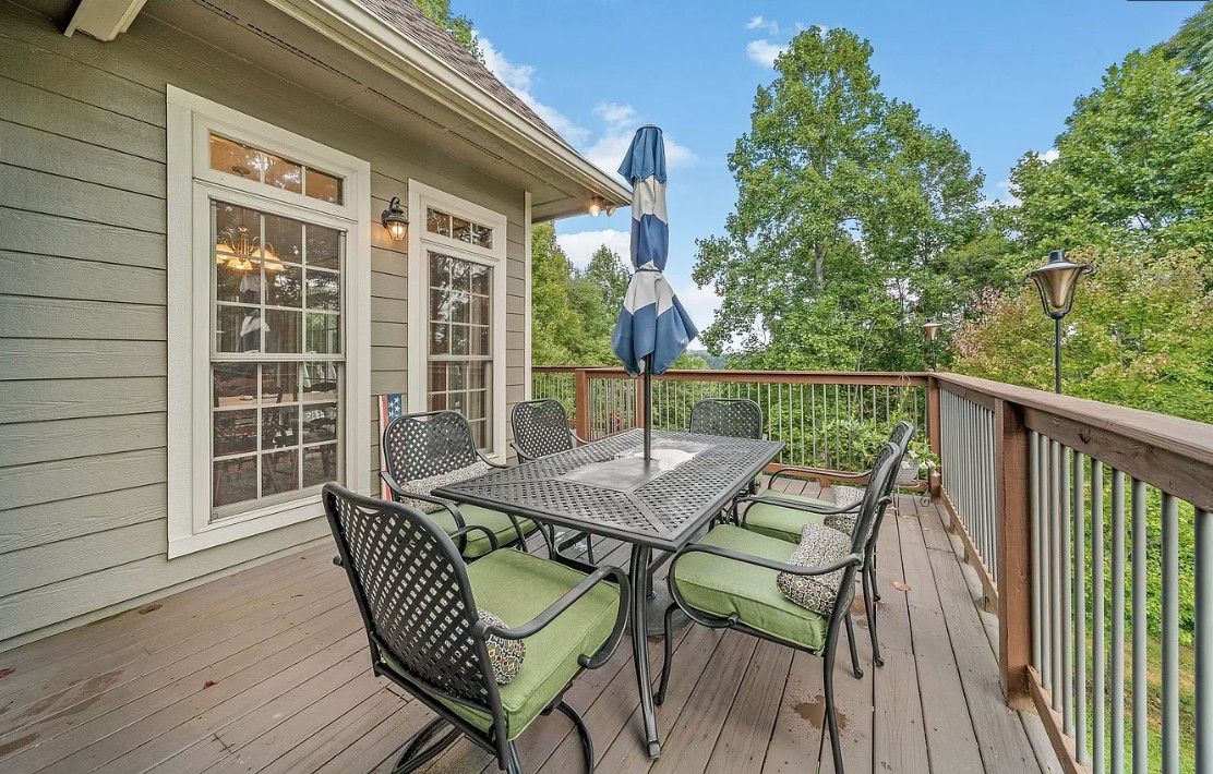 195 Summer Breeze Dr