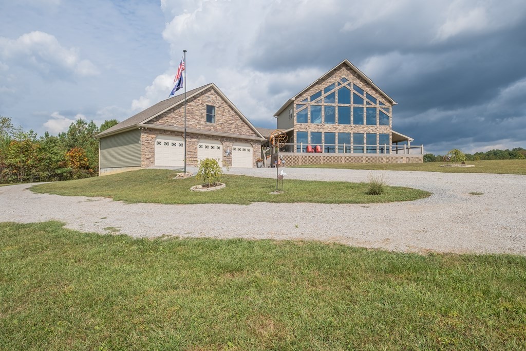4700 Honey Creek Loop Rd