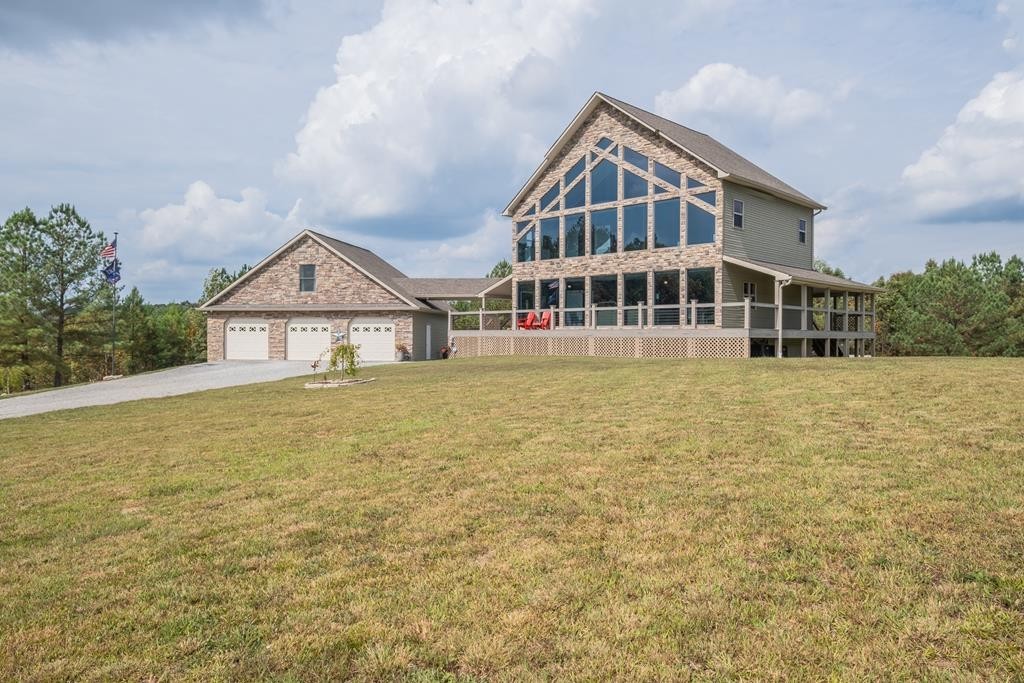 4700 Honey Creek Loop Rd