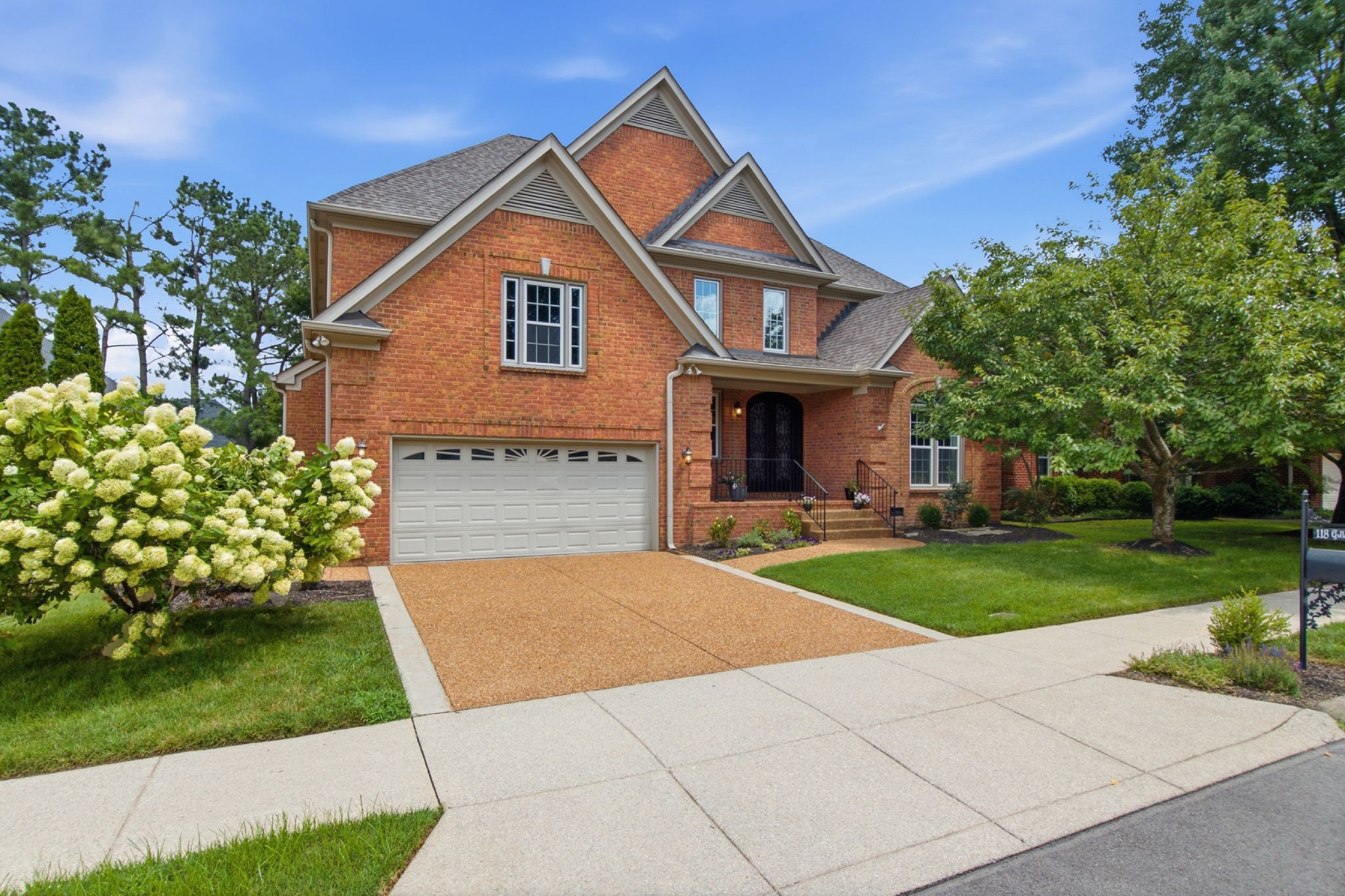 118 Gallagher Dr