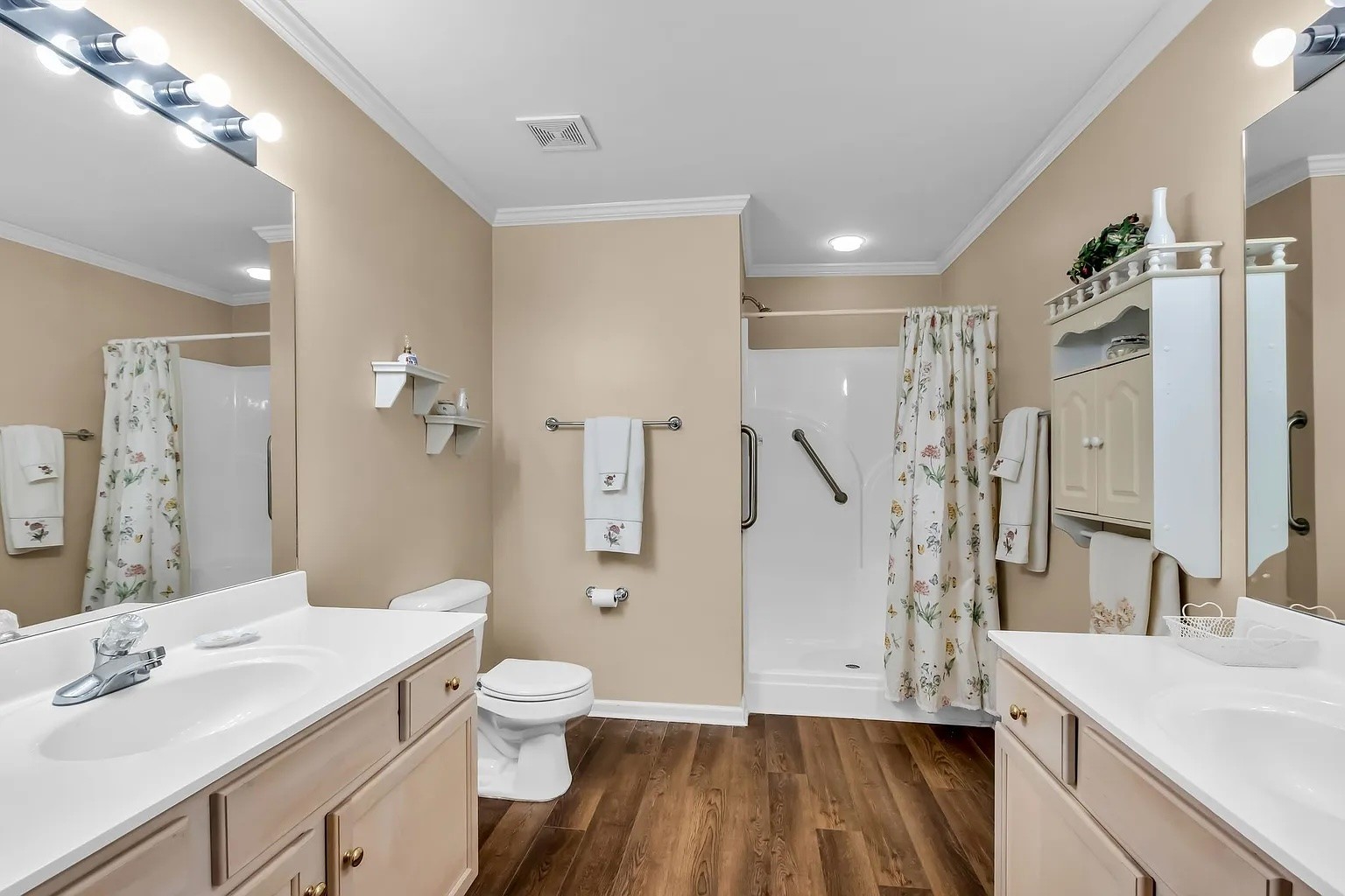 420 Forest Glen Cir