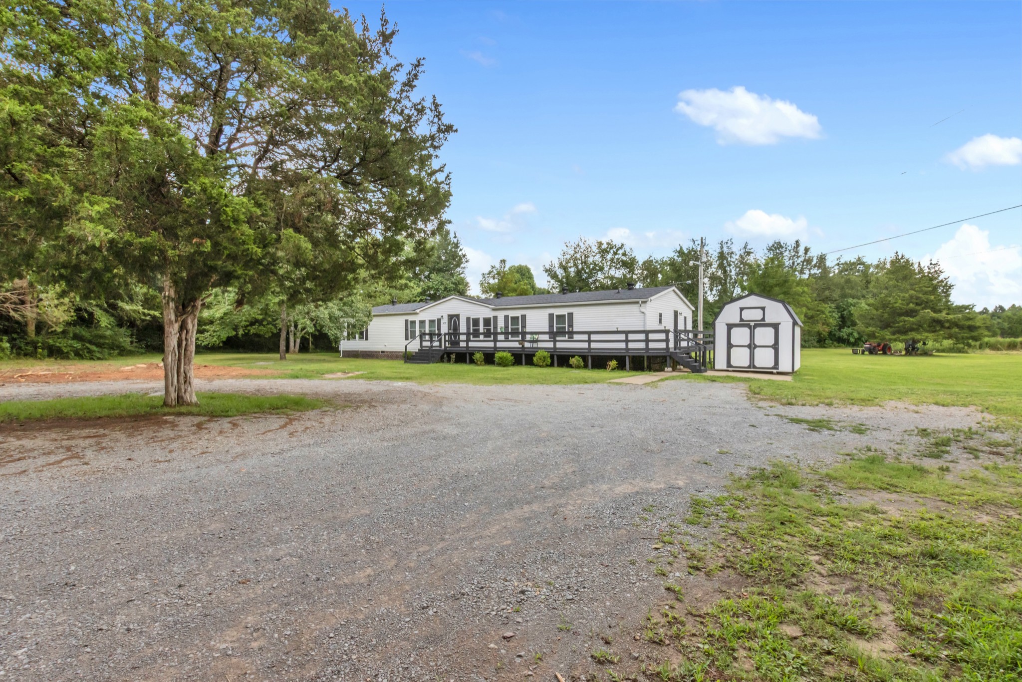418 Jakes Ave