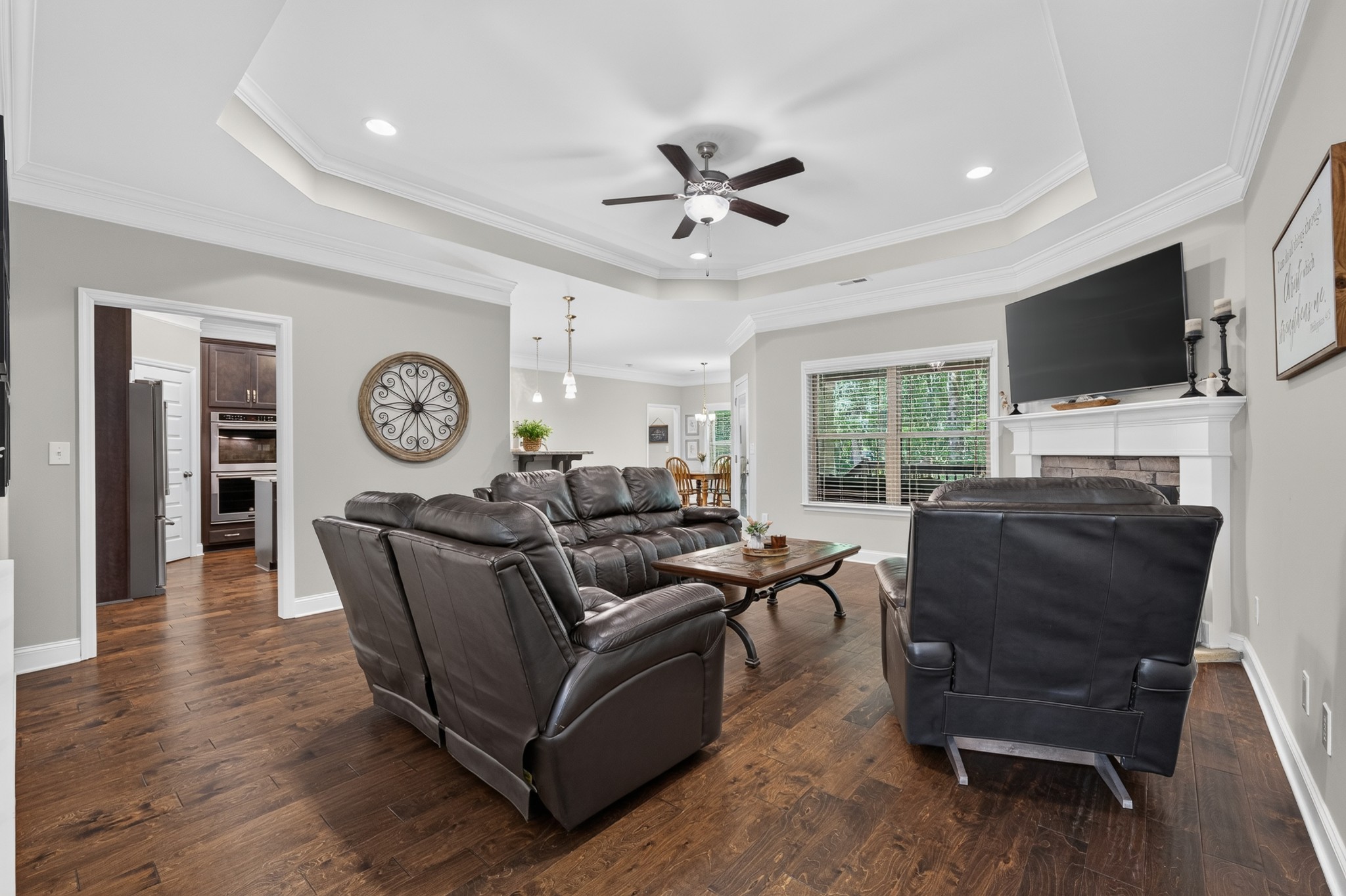 27 Windridge Dr