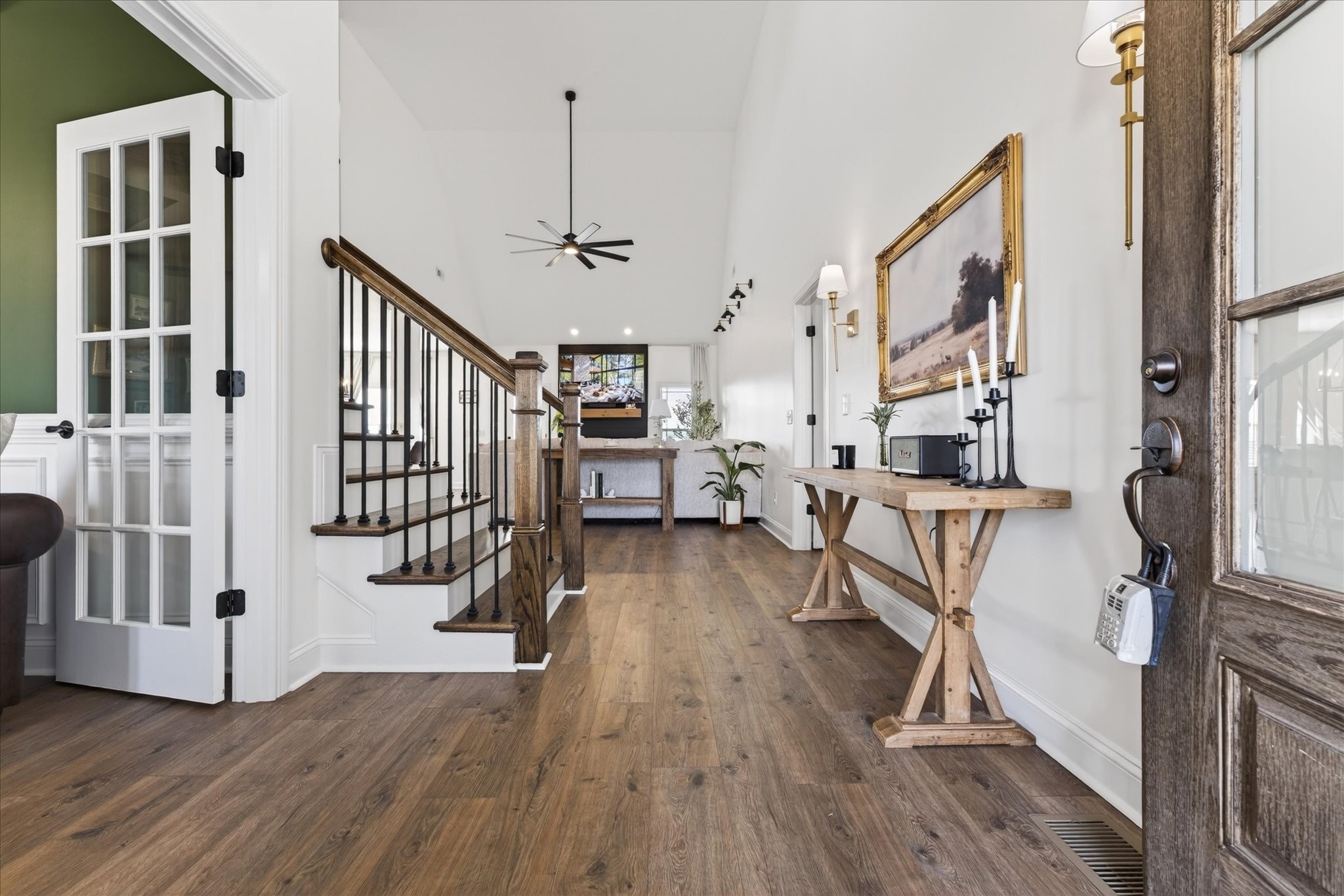 1141 Archibald Dr