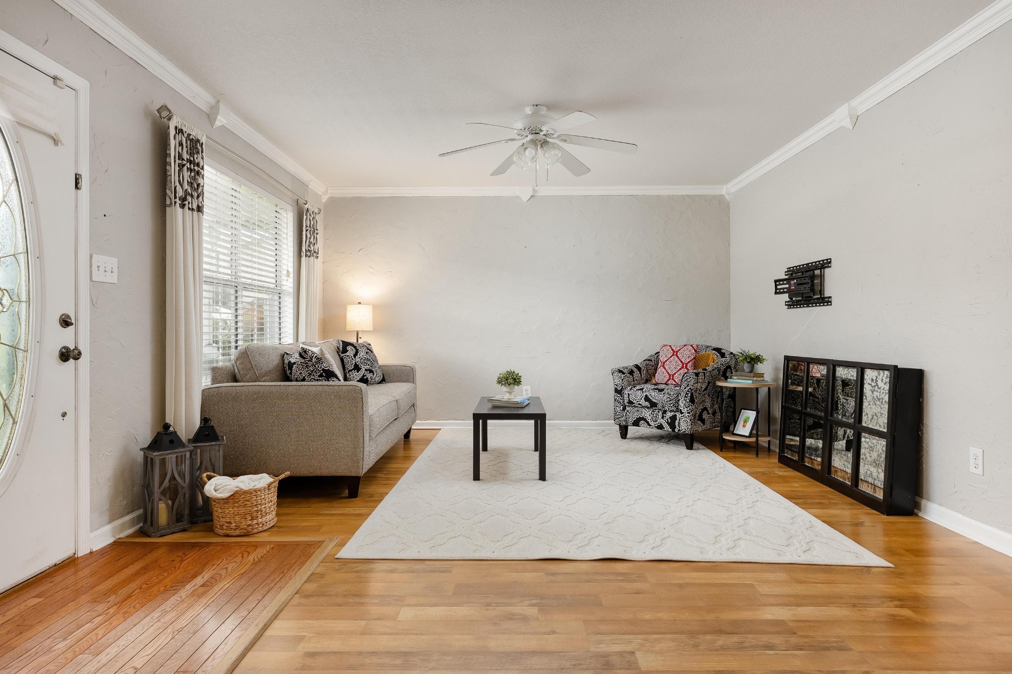 280 Shady Hollow Circle, SE
