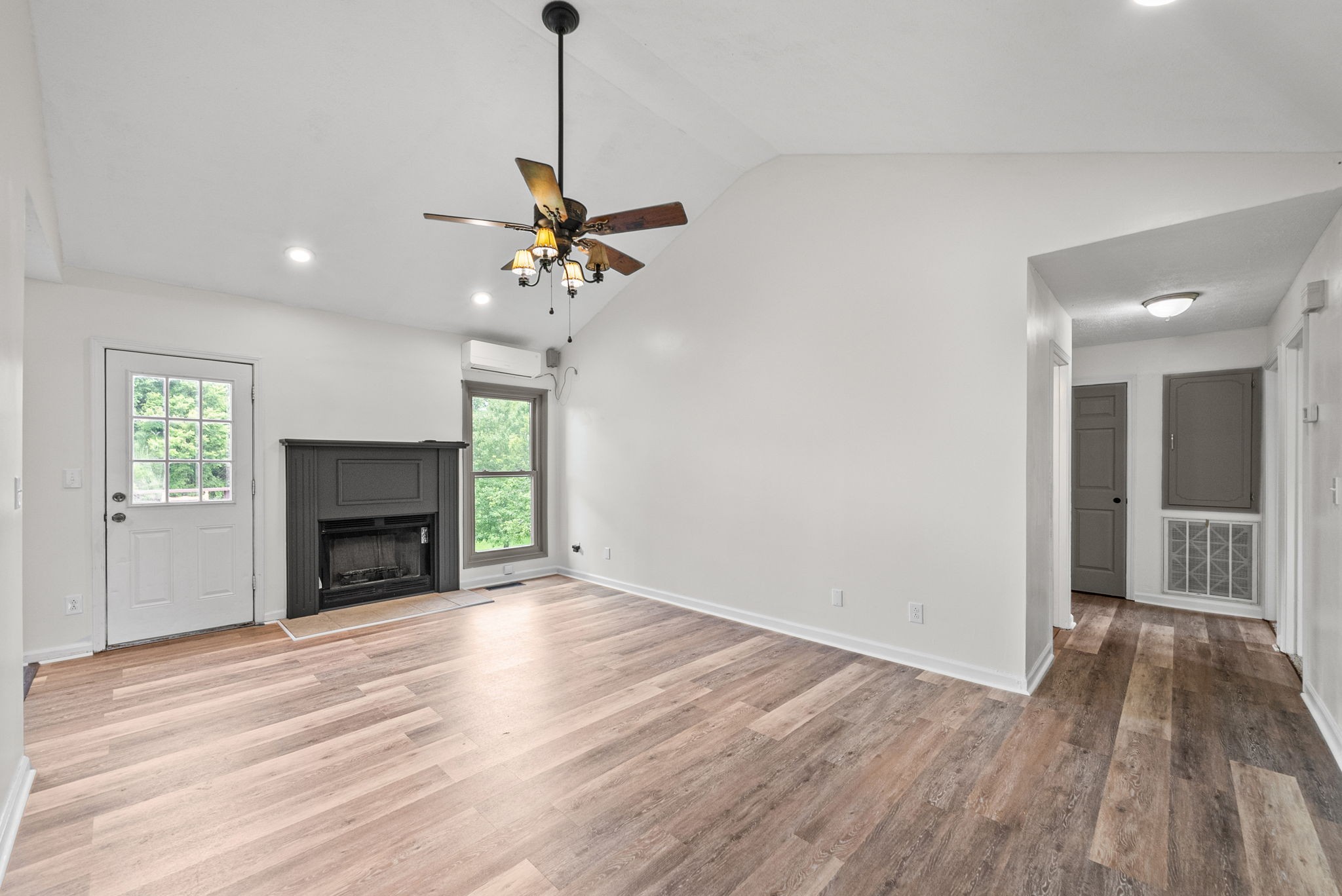2607 Cummings Cir