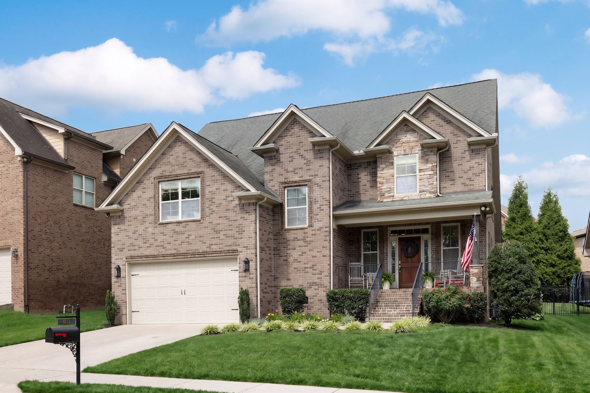 8033 Fenwick Ln
