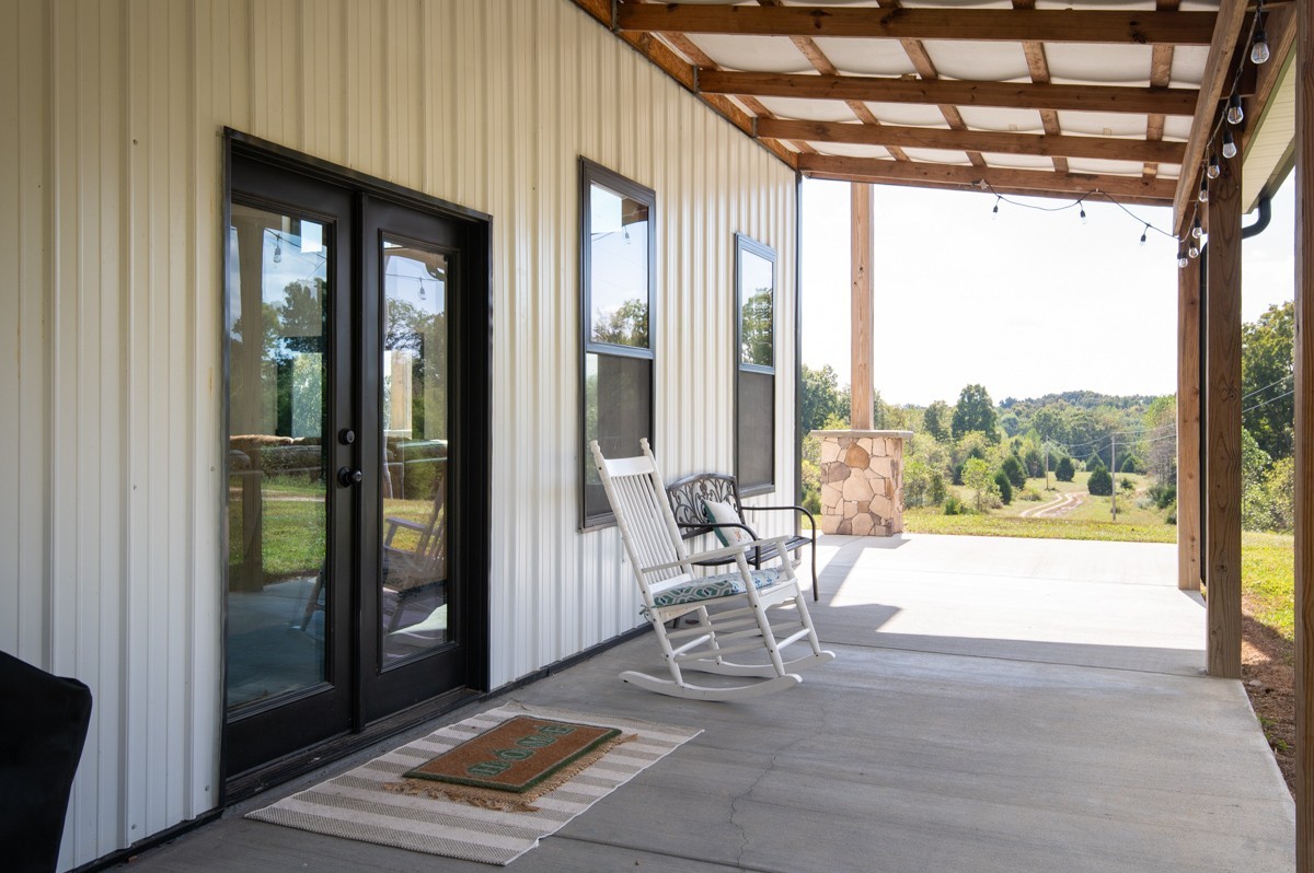 4467 Old Highway 52, E