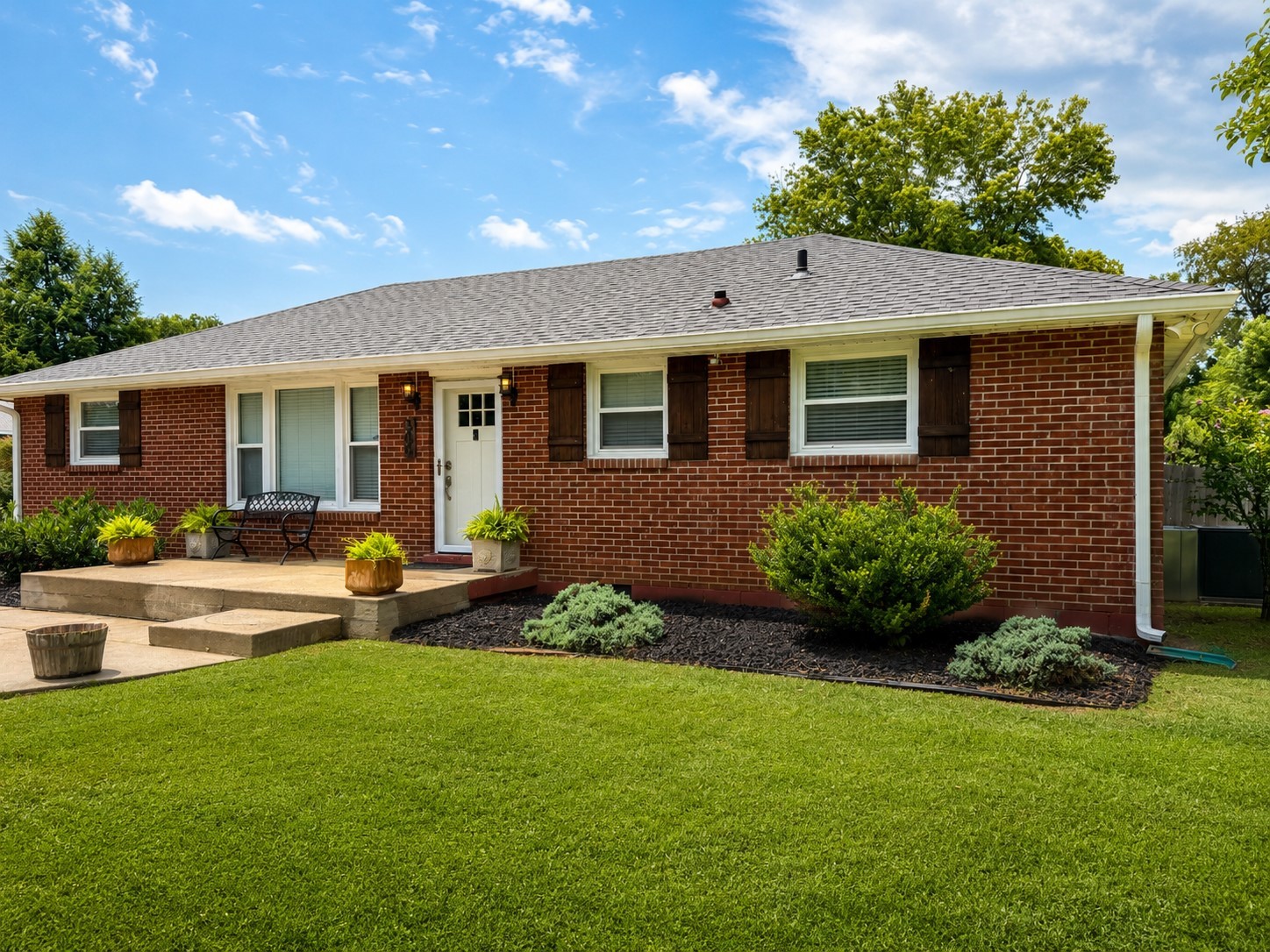 300 Clearview Dr