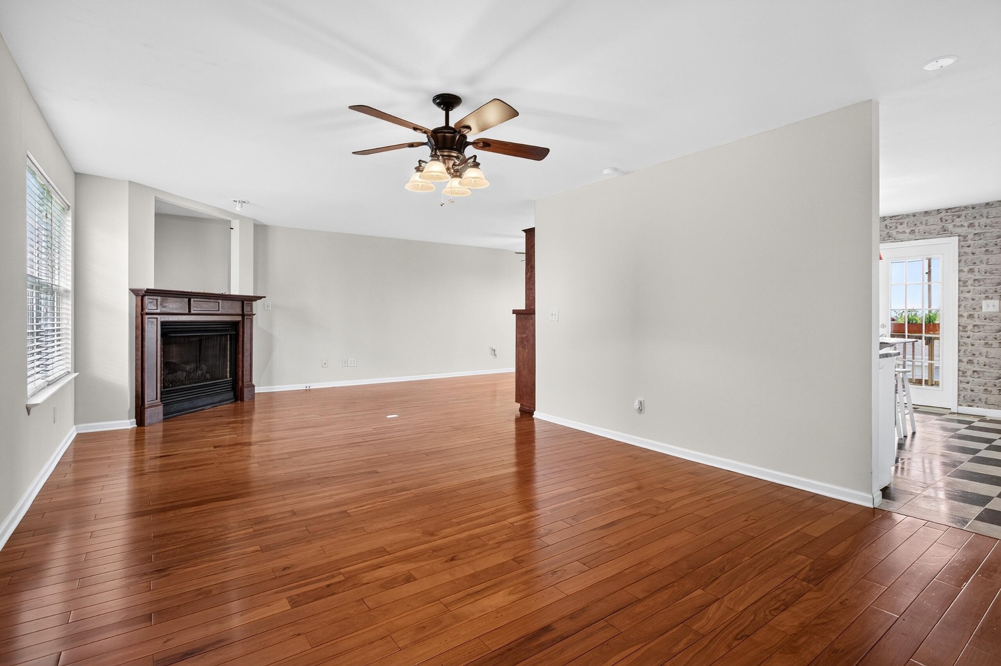 2448 Executive Park, NW