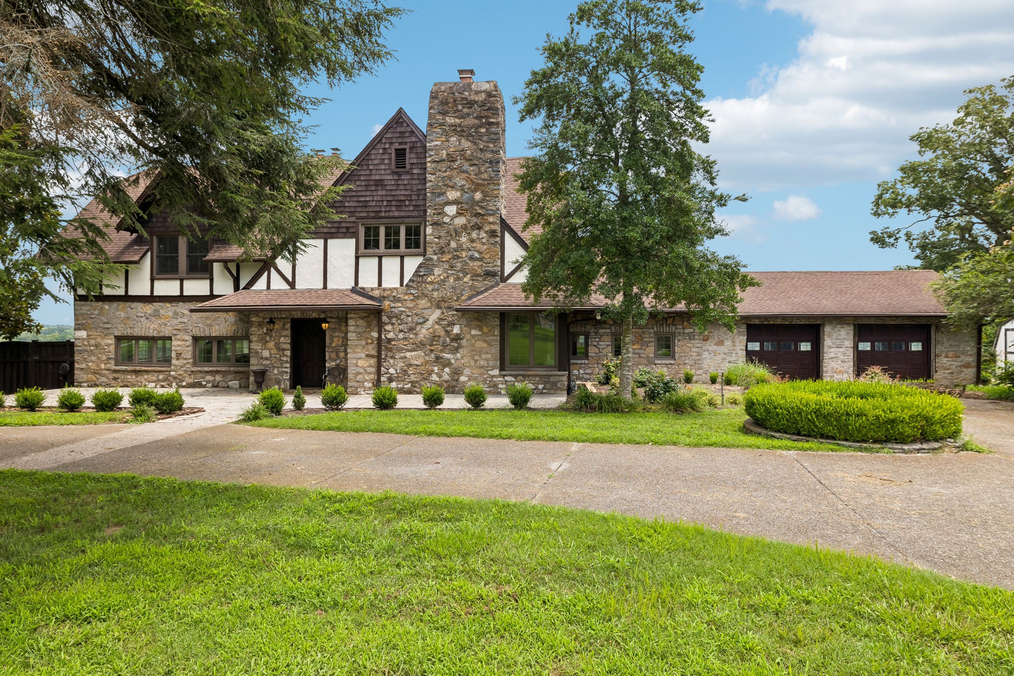 2990 McGavock Pike