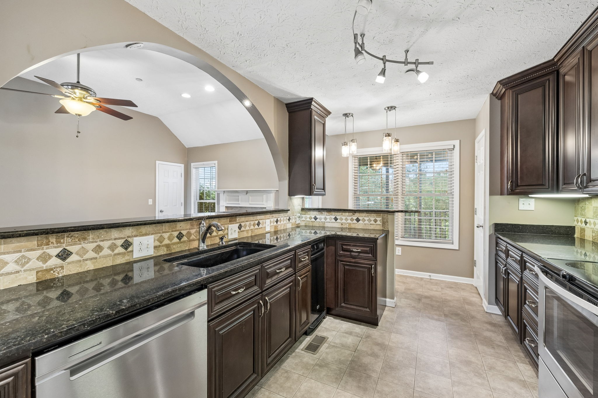 256 Dixie Ln