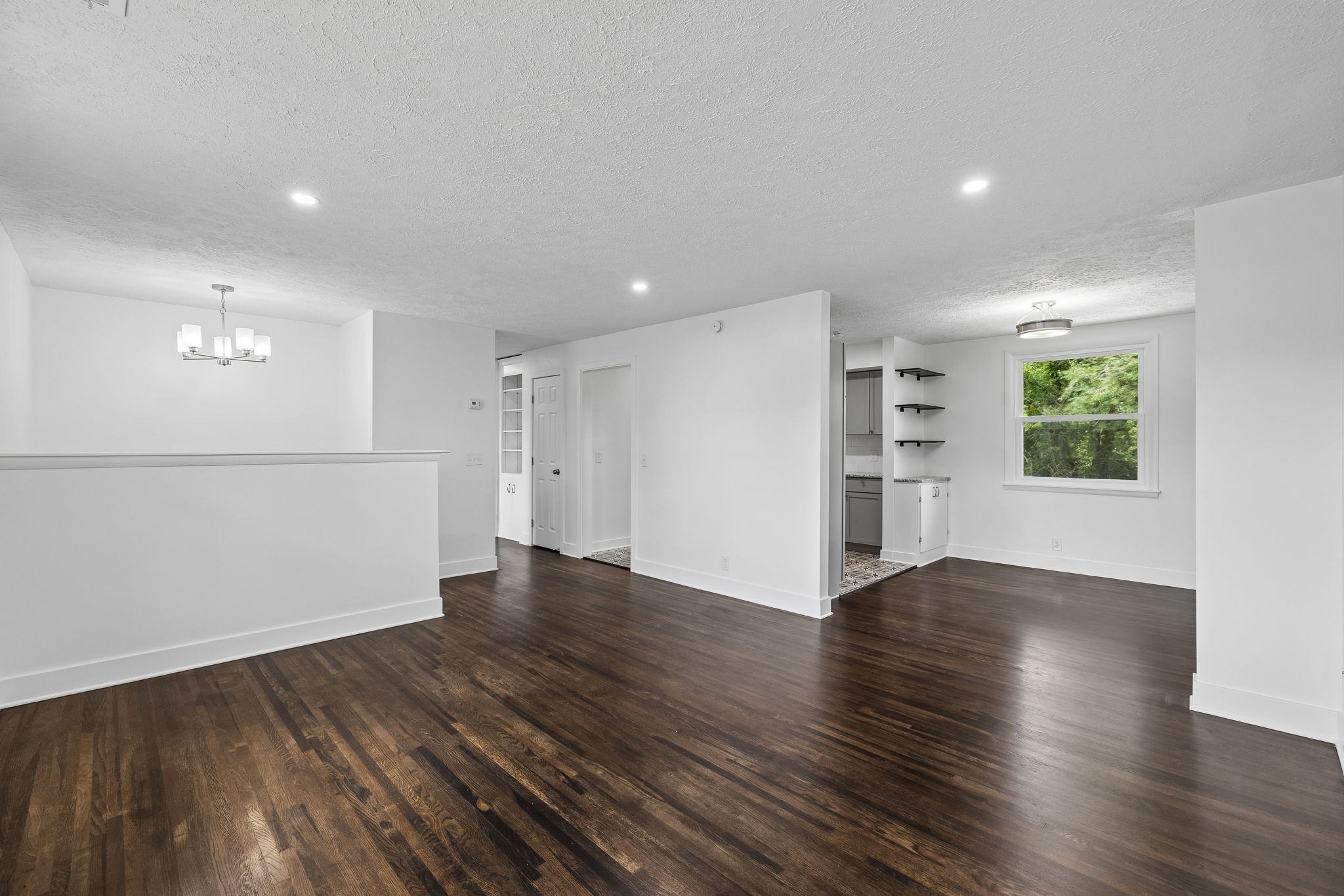 306 Grandview Dr