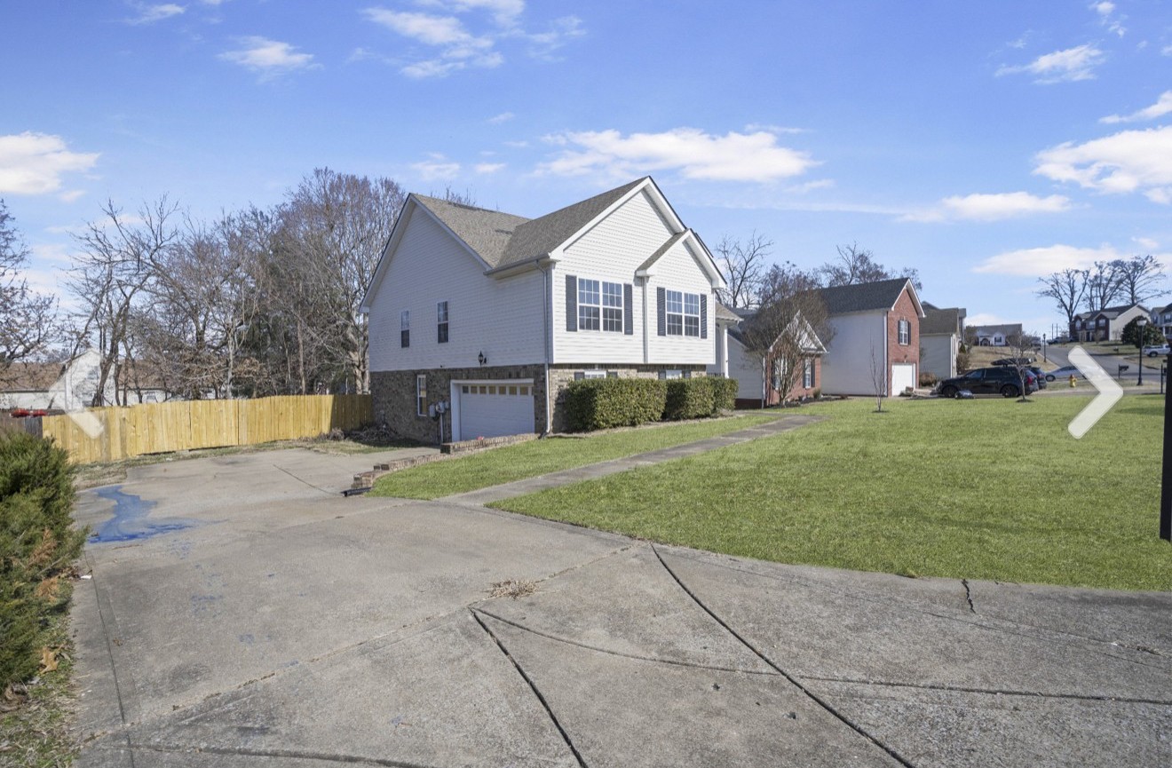 3139 Holly Pt