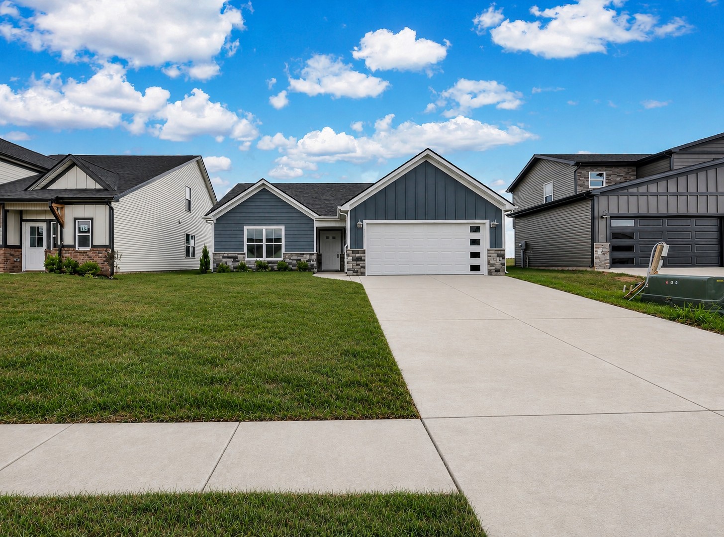 2721 Brewster Dr