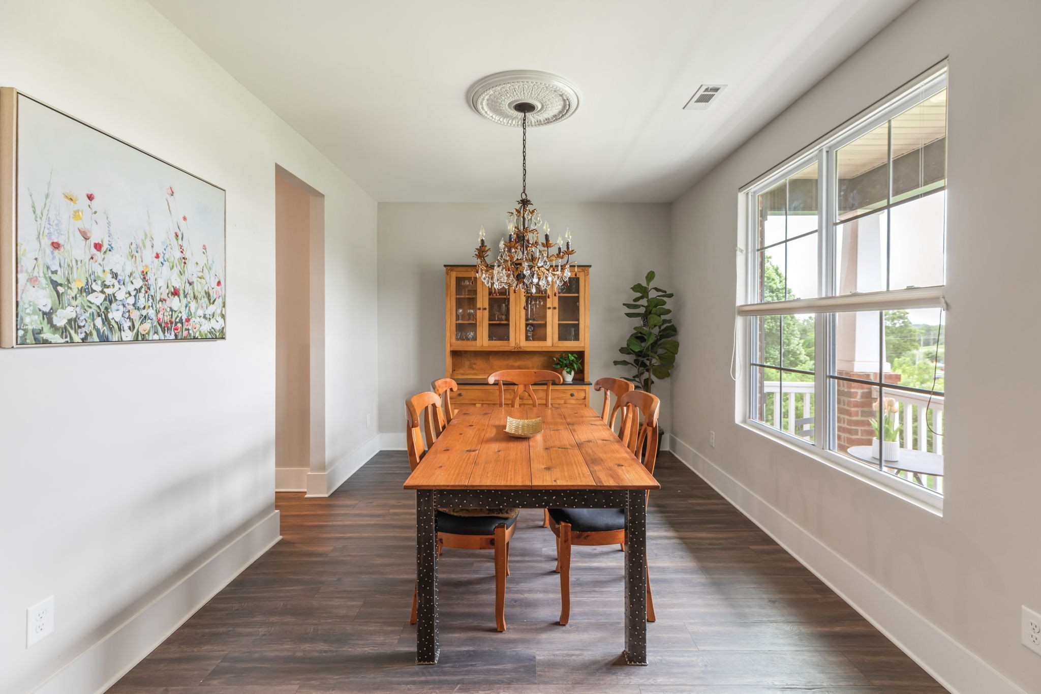 1024 Nave Ct