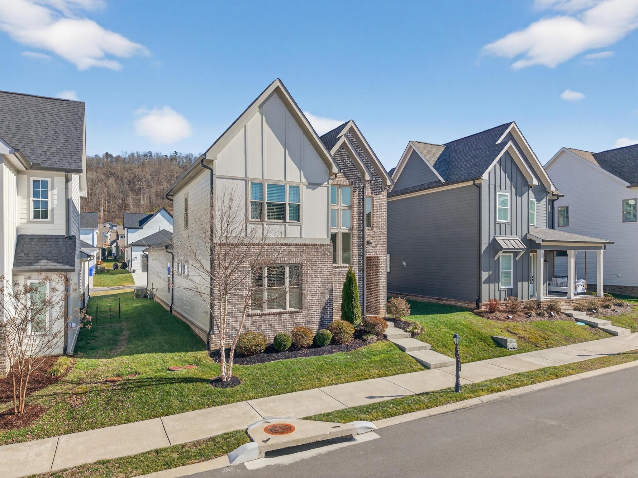 4162 Barnsley Loop