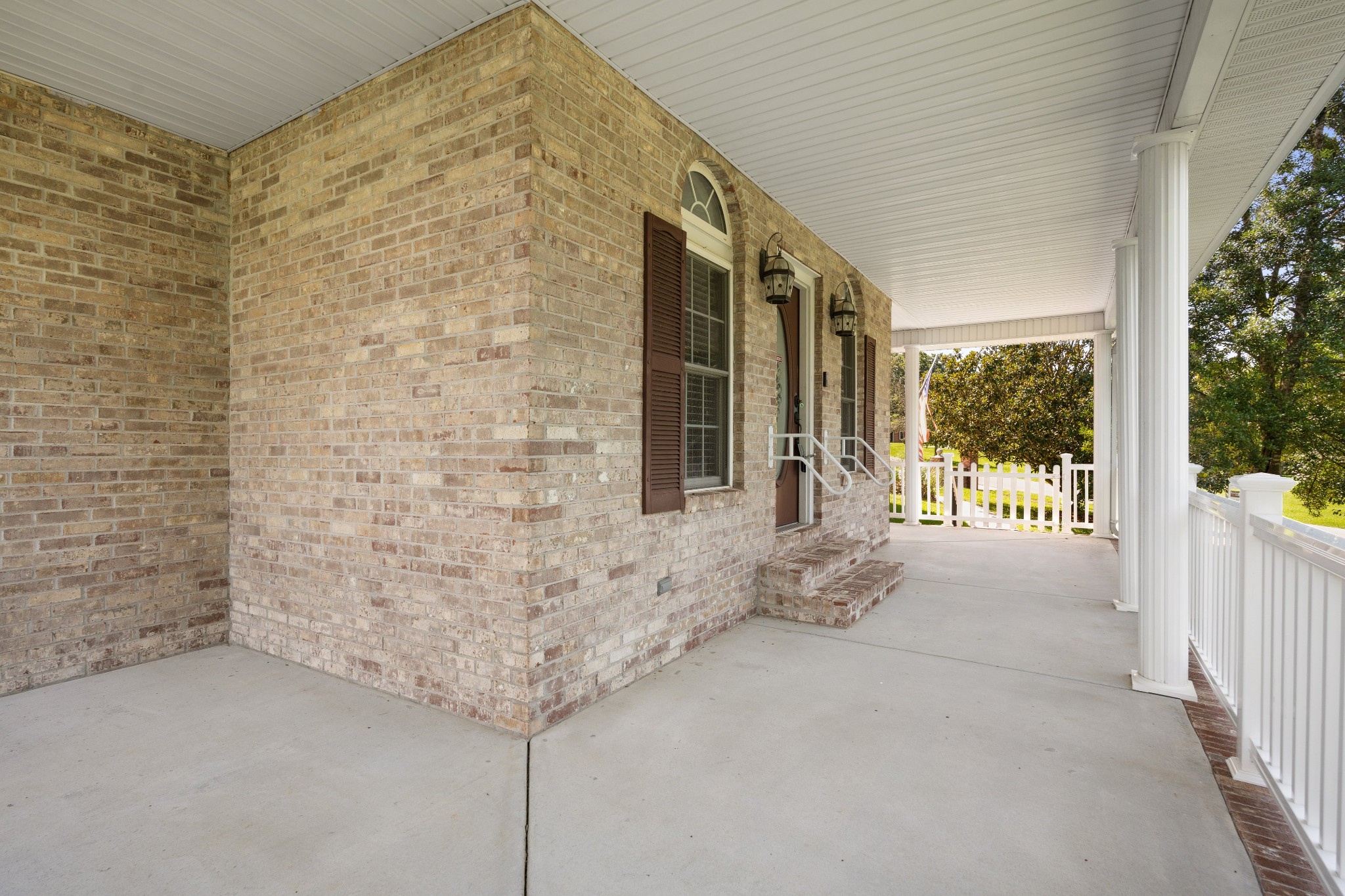 87 Hillcrest Rd
