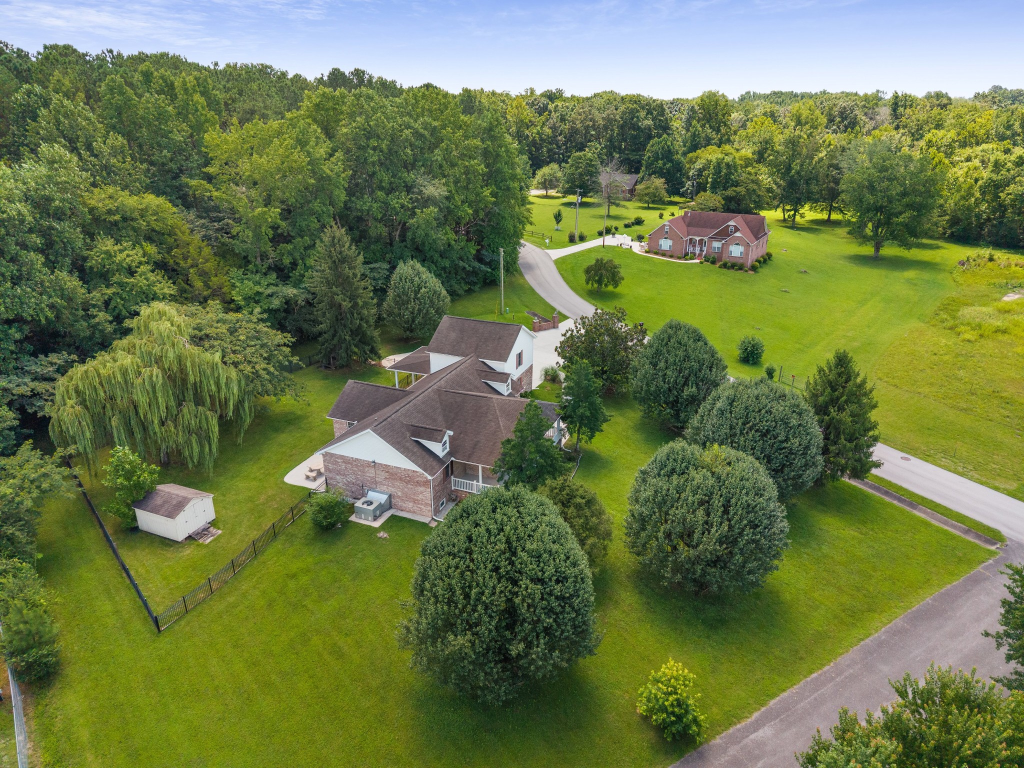 87 Hillcrest Rd