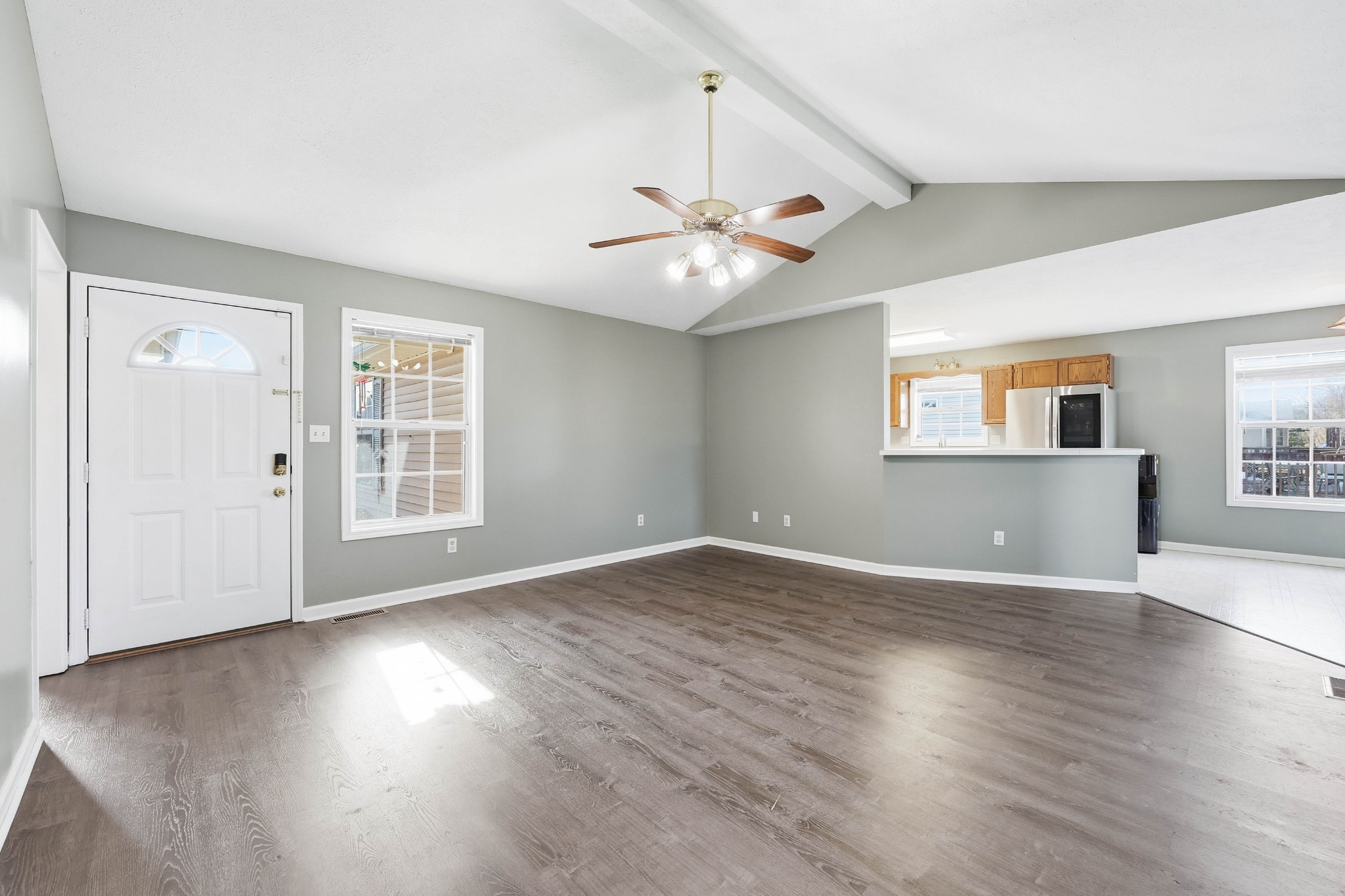 205 Sheridan Cir