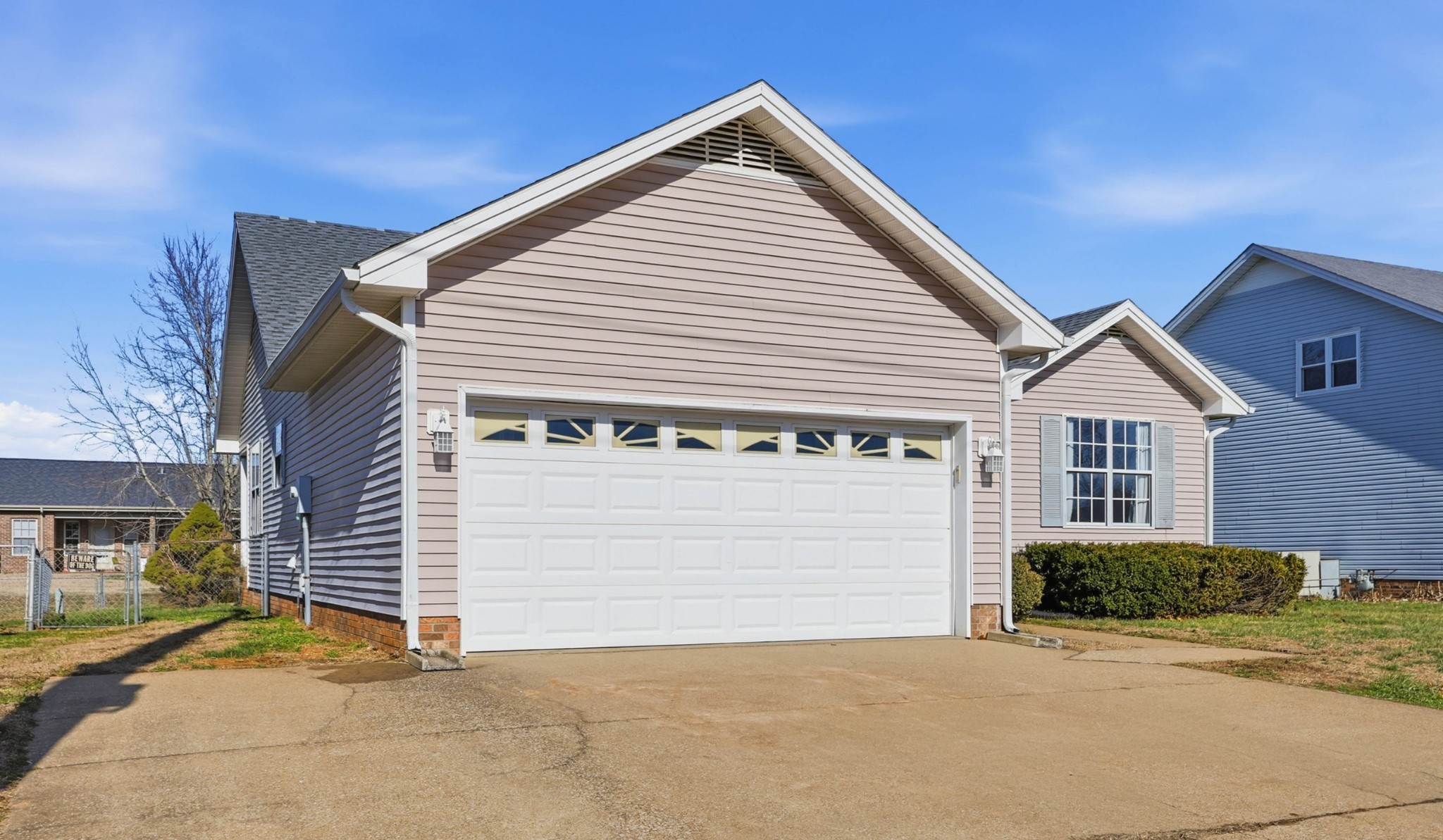 205 Sheridan Cir
