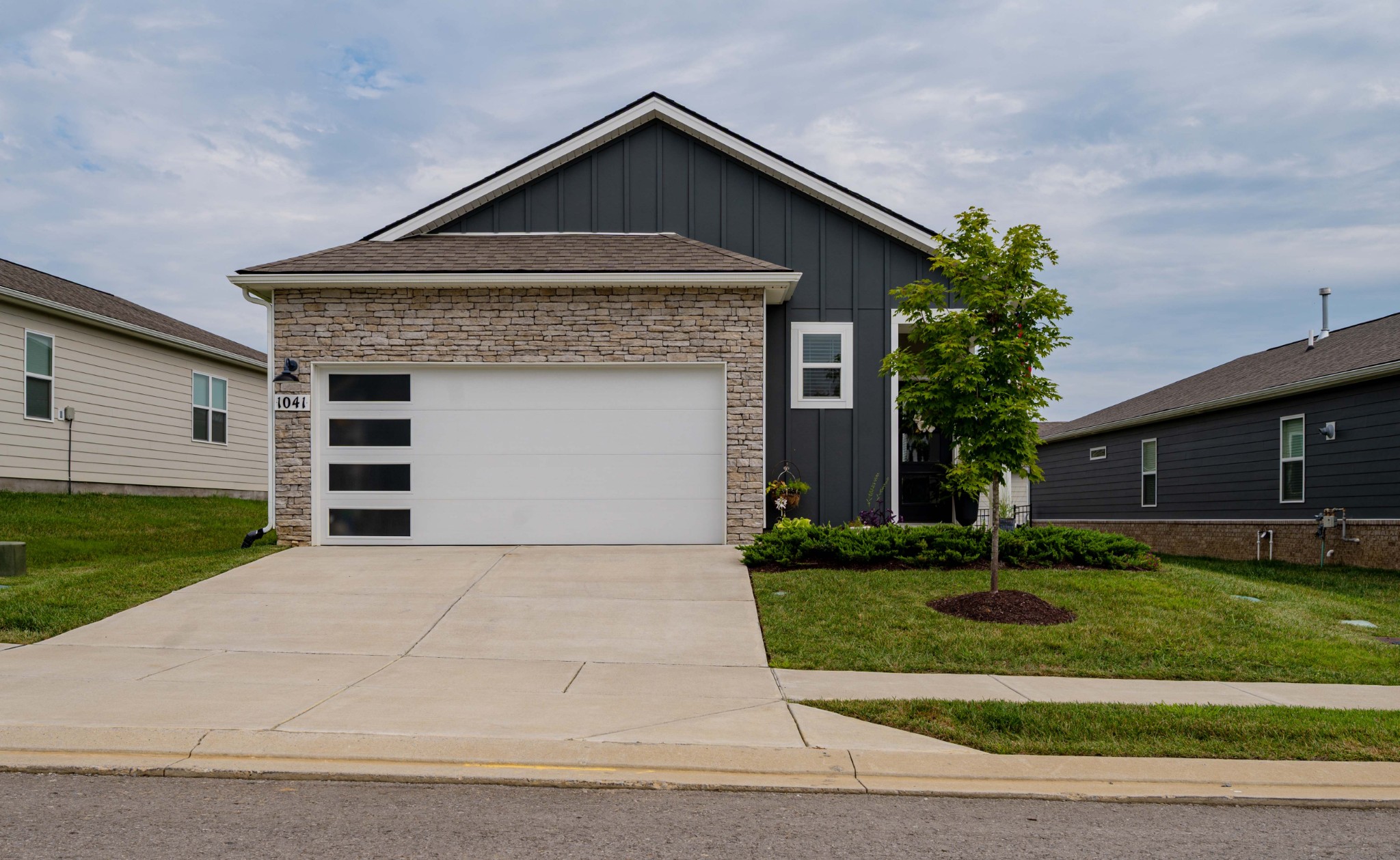 1041 Royal Gorge Pvt Ct