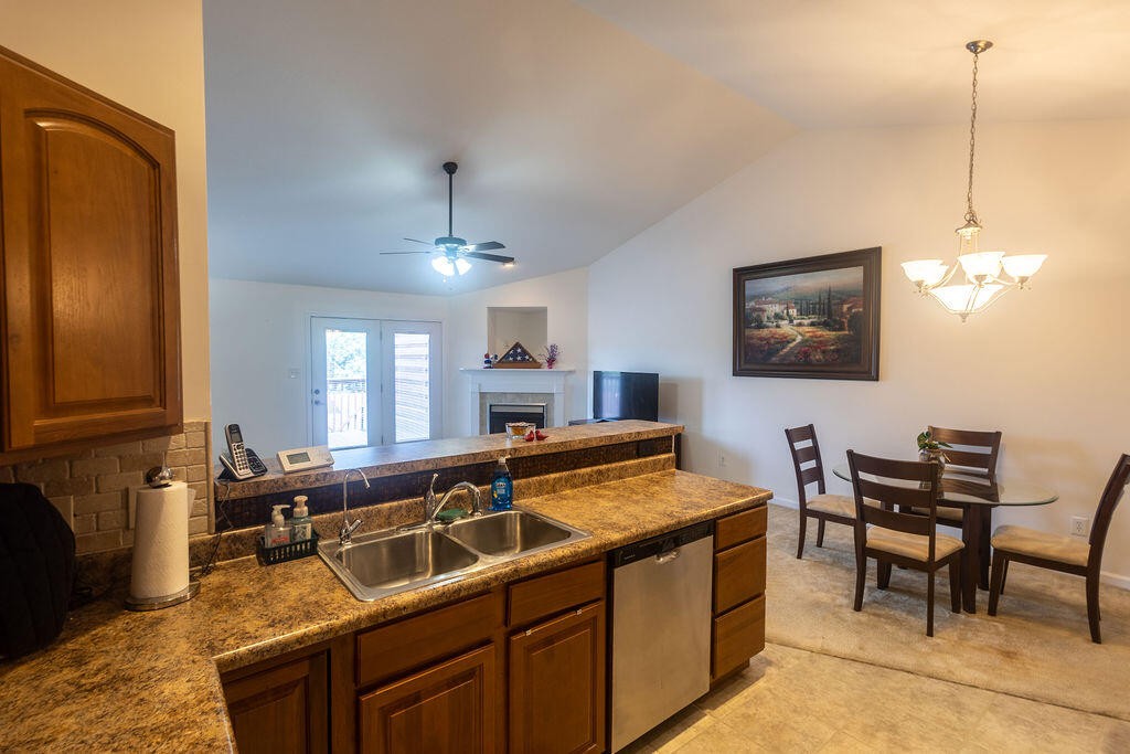 8719 Carriage House Way