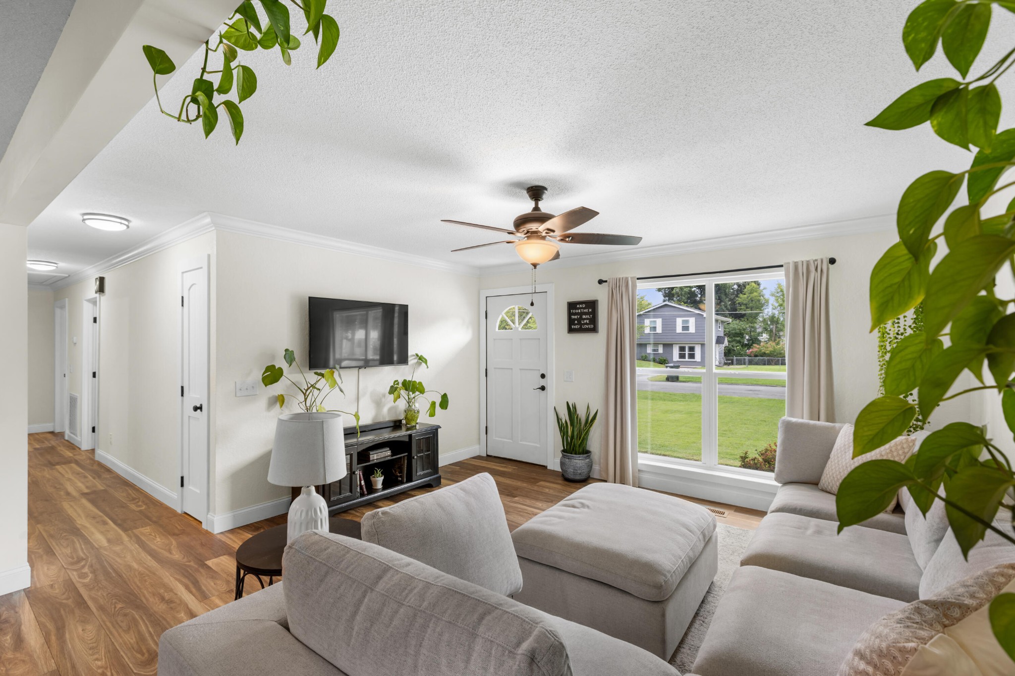 582 Pinewood Circle