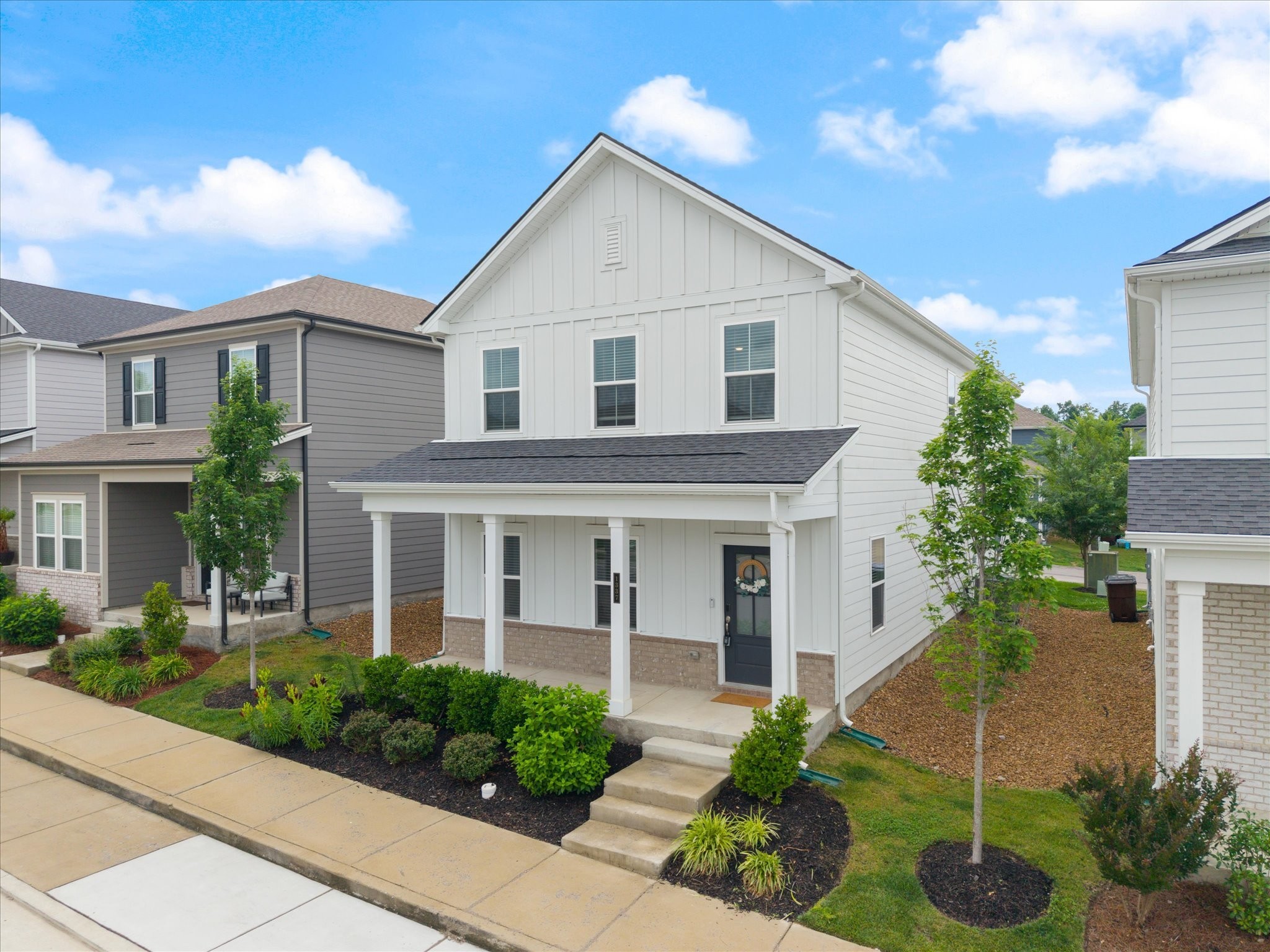 1337 Carriage Park Dr