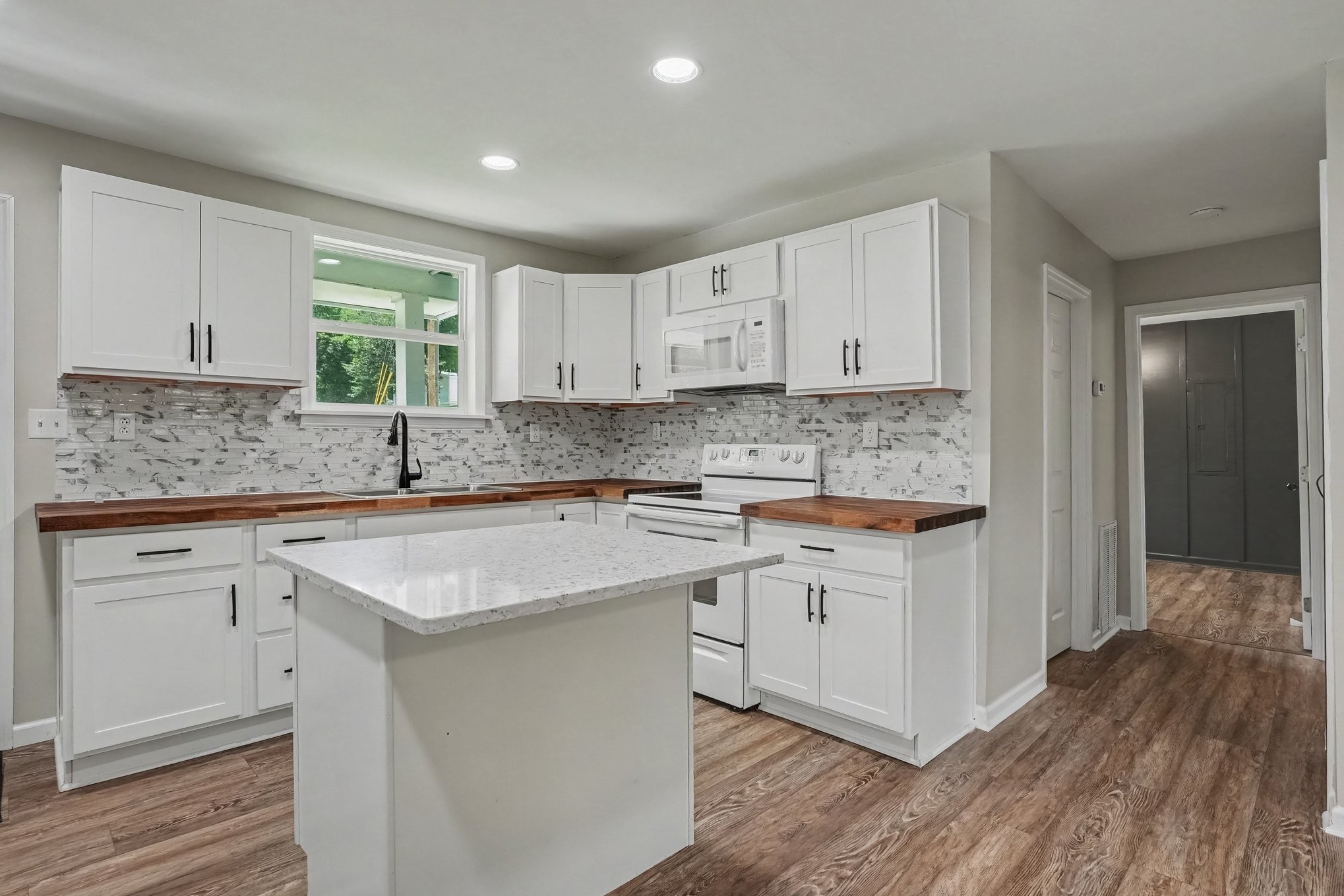 119 Margo Ct
